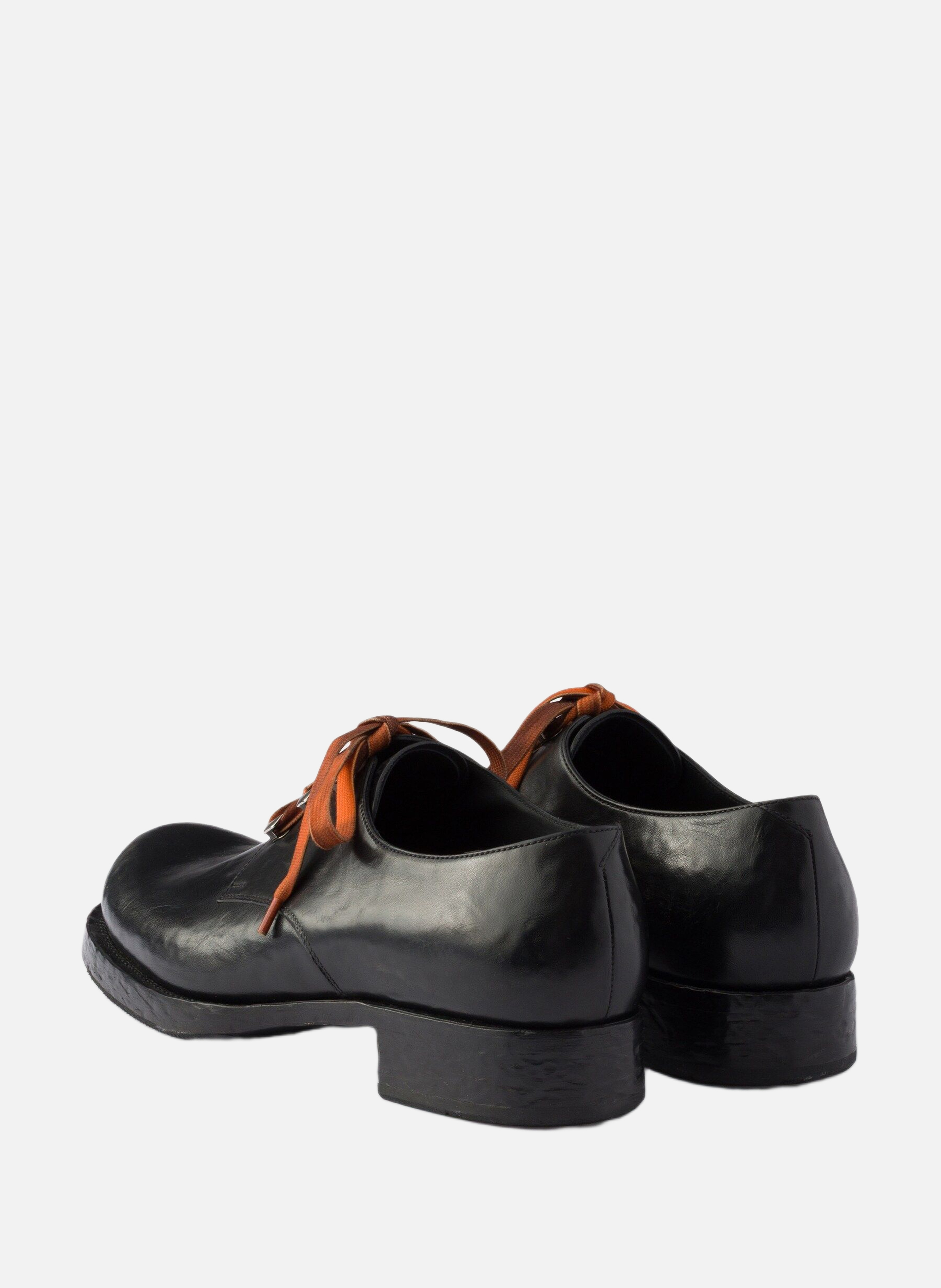 Chaussures à lacets en cuir vieilli PRADA Noir