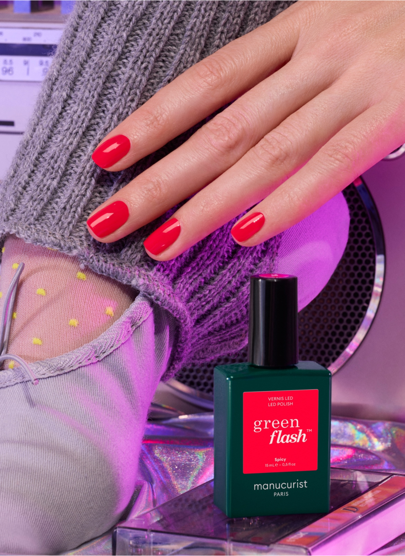 Green Flash - Spicy MANUCURIST Rouge pop aux sous-tons rosés