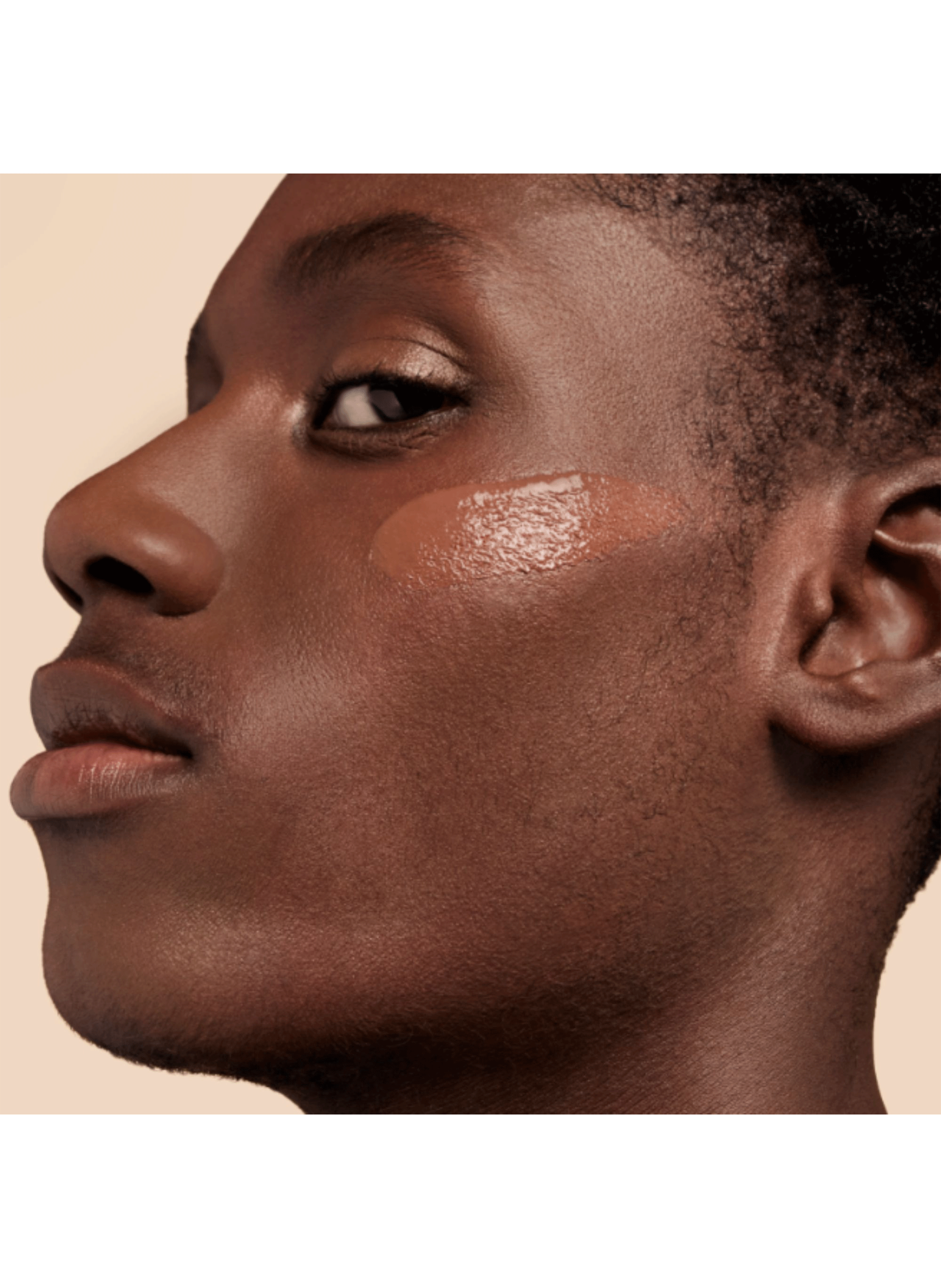 Yves Saint Laurent Fond de teint mat lumineux 24h* haute couvrance Dc7