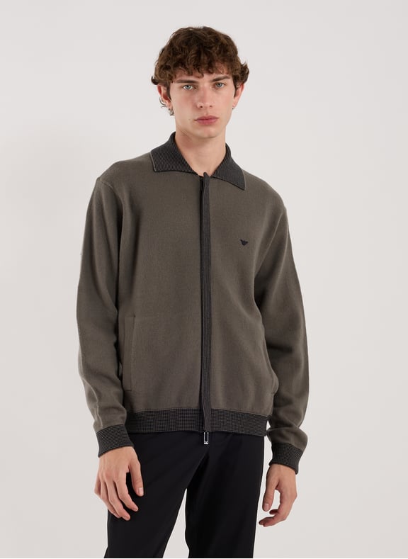 Pull zippé et brodé en laine vierge Gris by EMPORIO ARMANI EMPORIO ARMANI Pull zippé et brodé en laine vierge Gris
