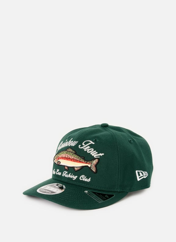 Embroidered cap with a curved visor Green by NEW ERA NEW ERA Embroidered cap with a curved visor Green
