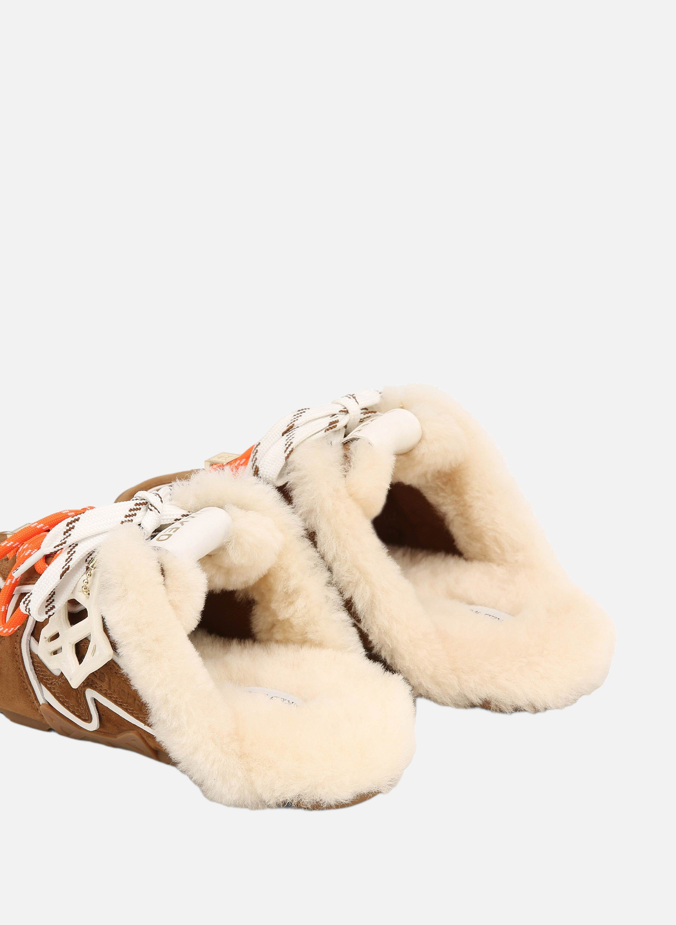 Mules adorn NAKED WOLFE Marron