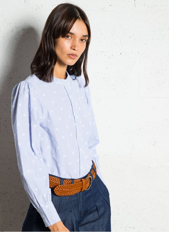 Chemise droite en coton rayé brodé pensee Bleu by MAISON 123 MAISON 123 Chemise droite en coton rayé brodé pensee Bleu