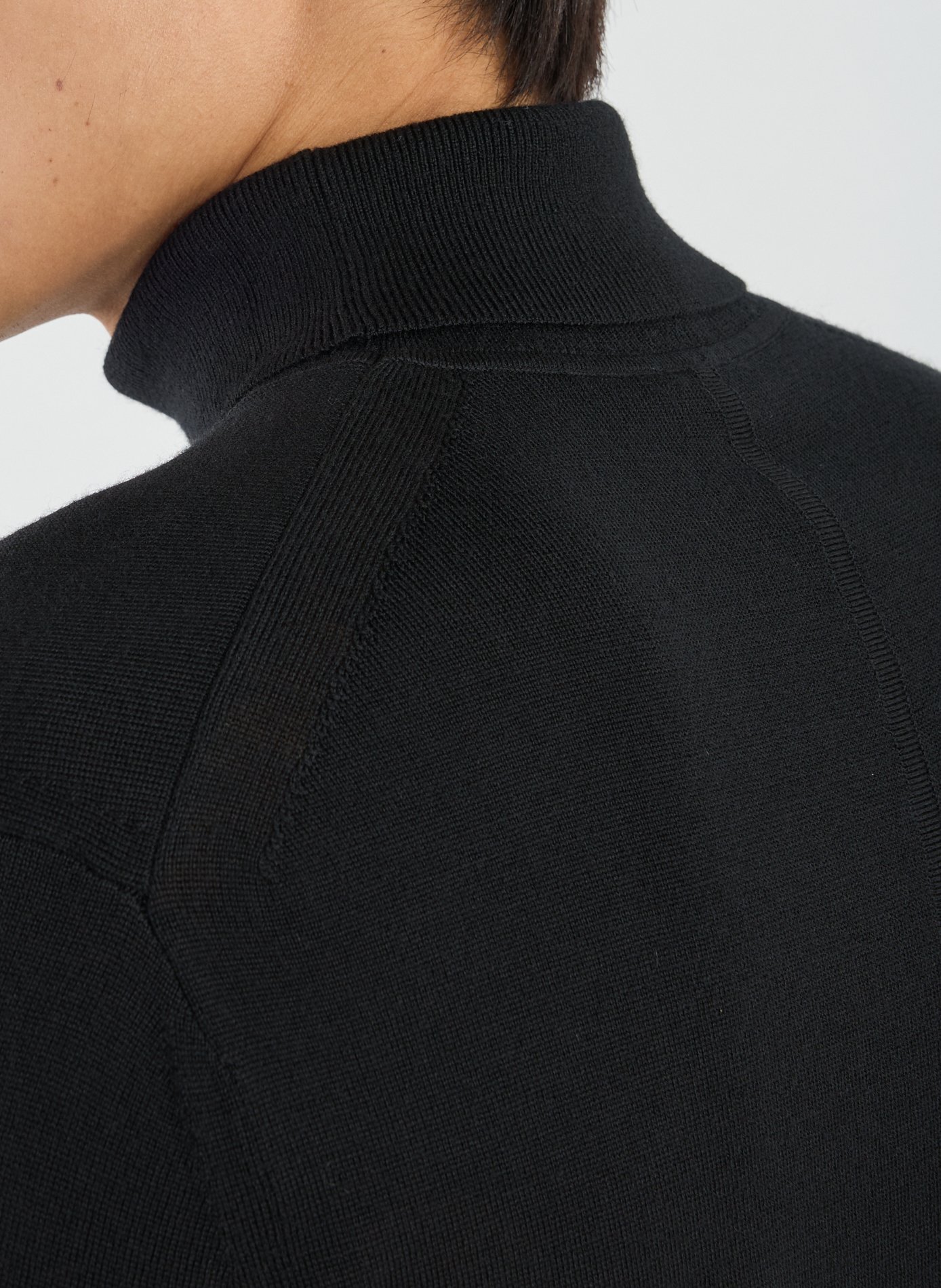 Pull à col roulé en laine mérinos CALVIN KLEIN Noir