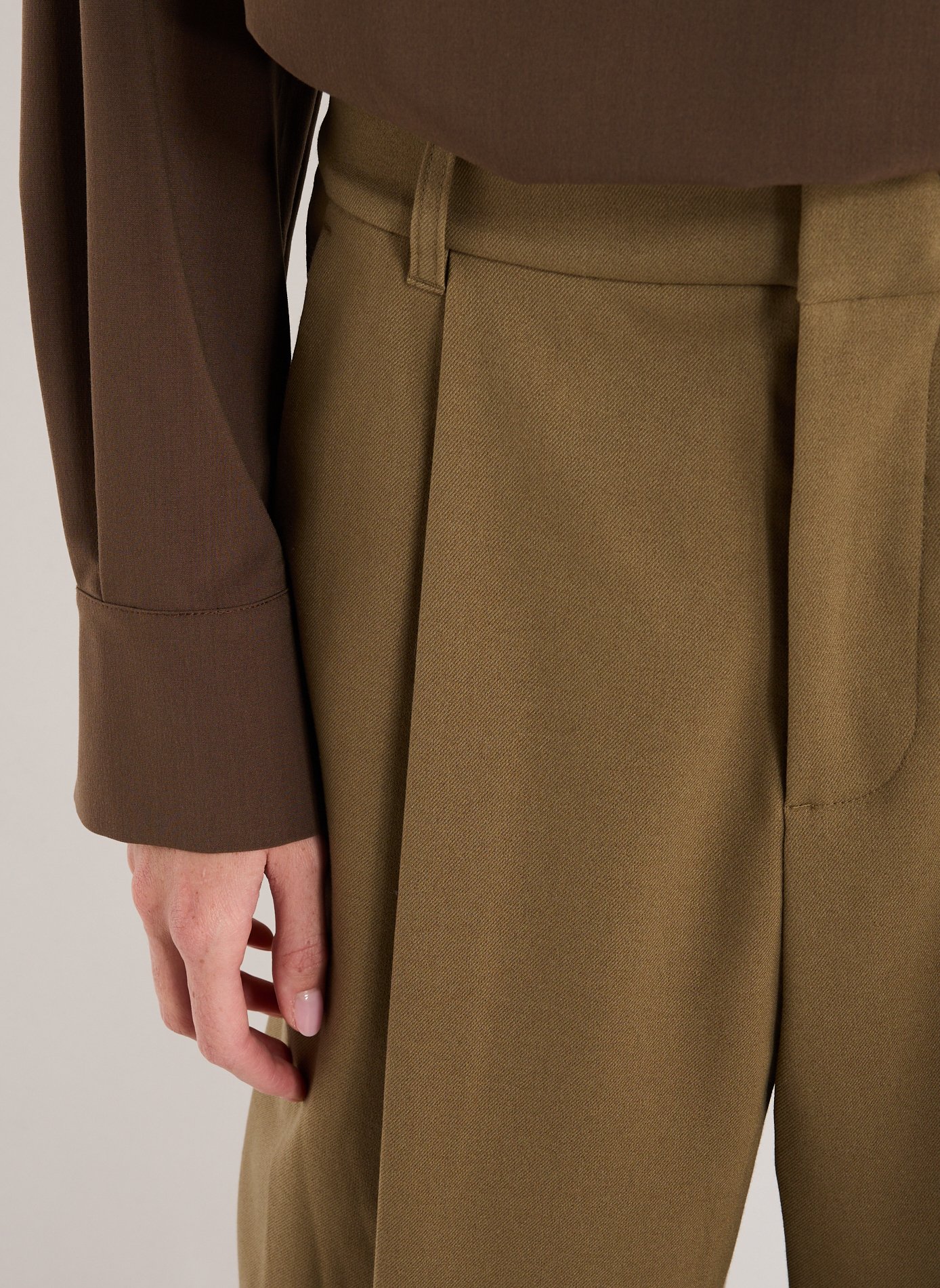 Pantalon droit à plis ADOLFO DOMINGUEZ Vert