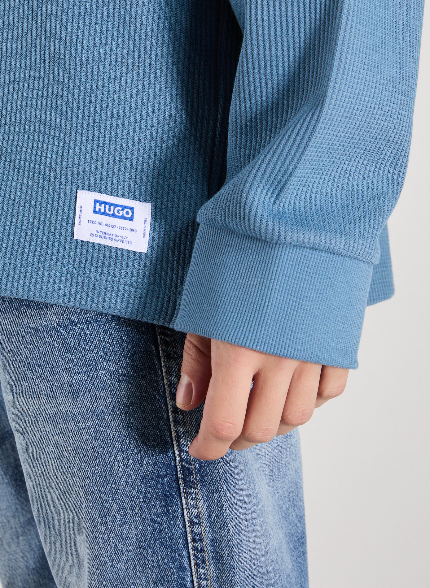 T-shirt manches longues col rond en coton mélangé HUGO BLUE Bleu