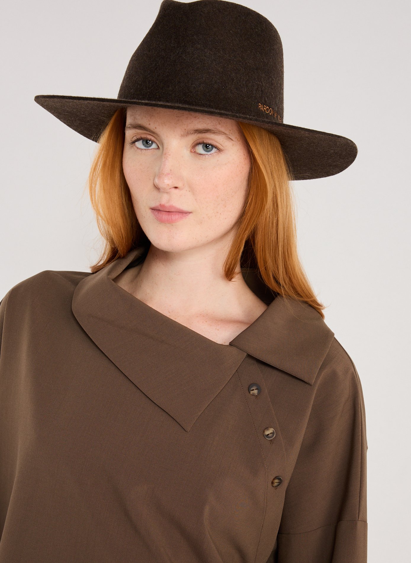 Chemise droite à col asymétrique  ADOLFO DOMINGUEZ Marron