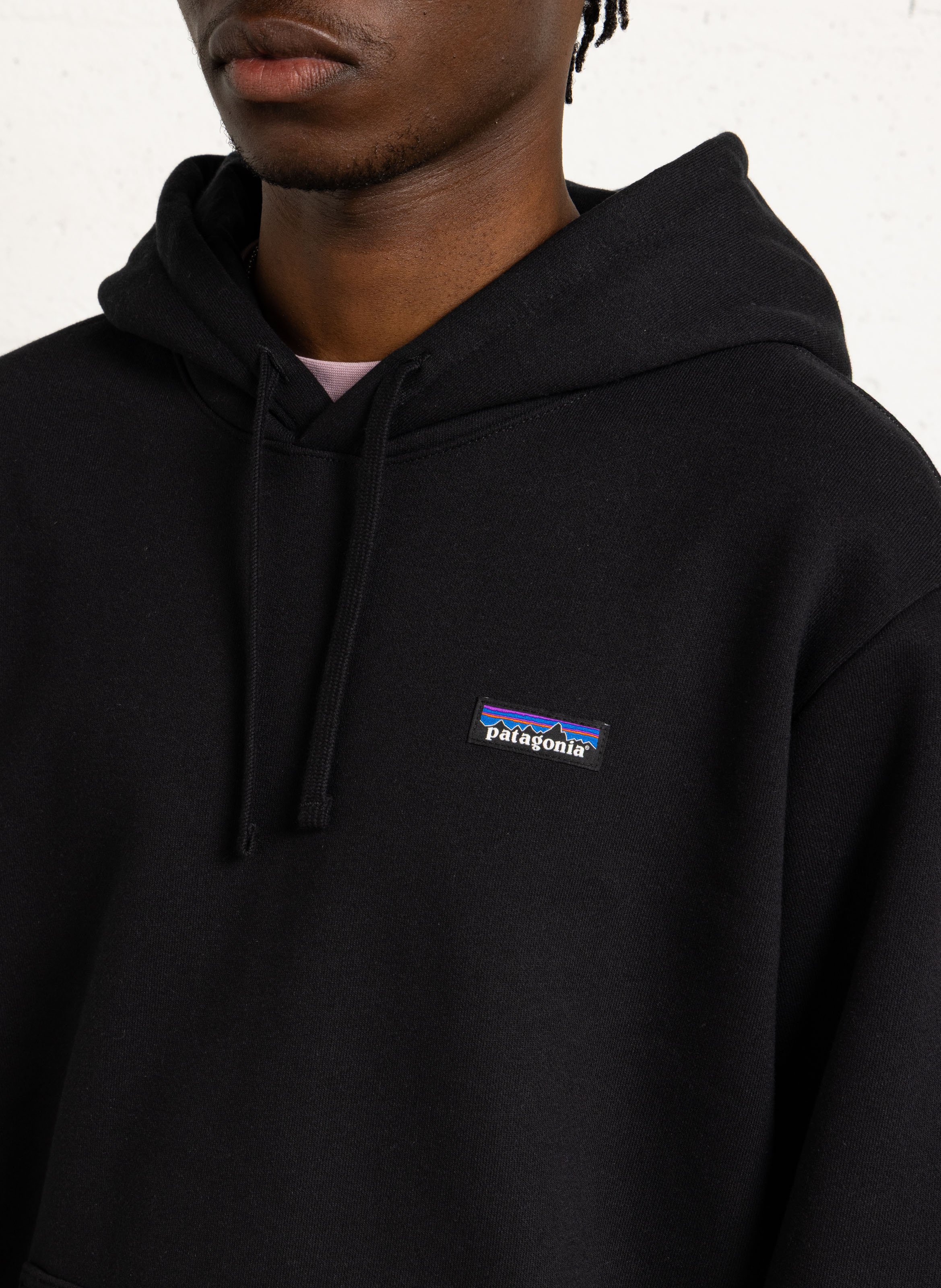 Hoodie heren P-6 Label Uprisal Hoody PATAGONIA Zwart