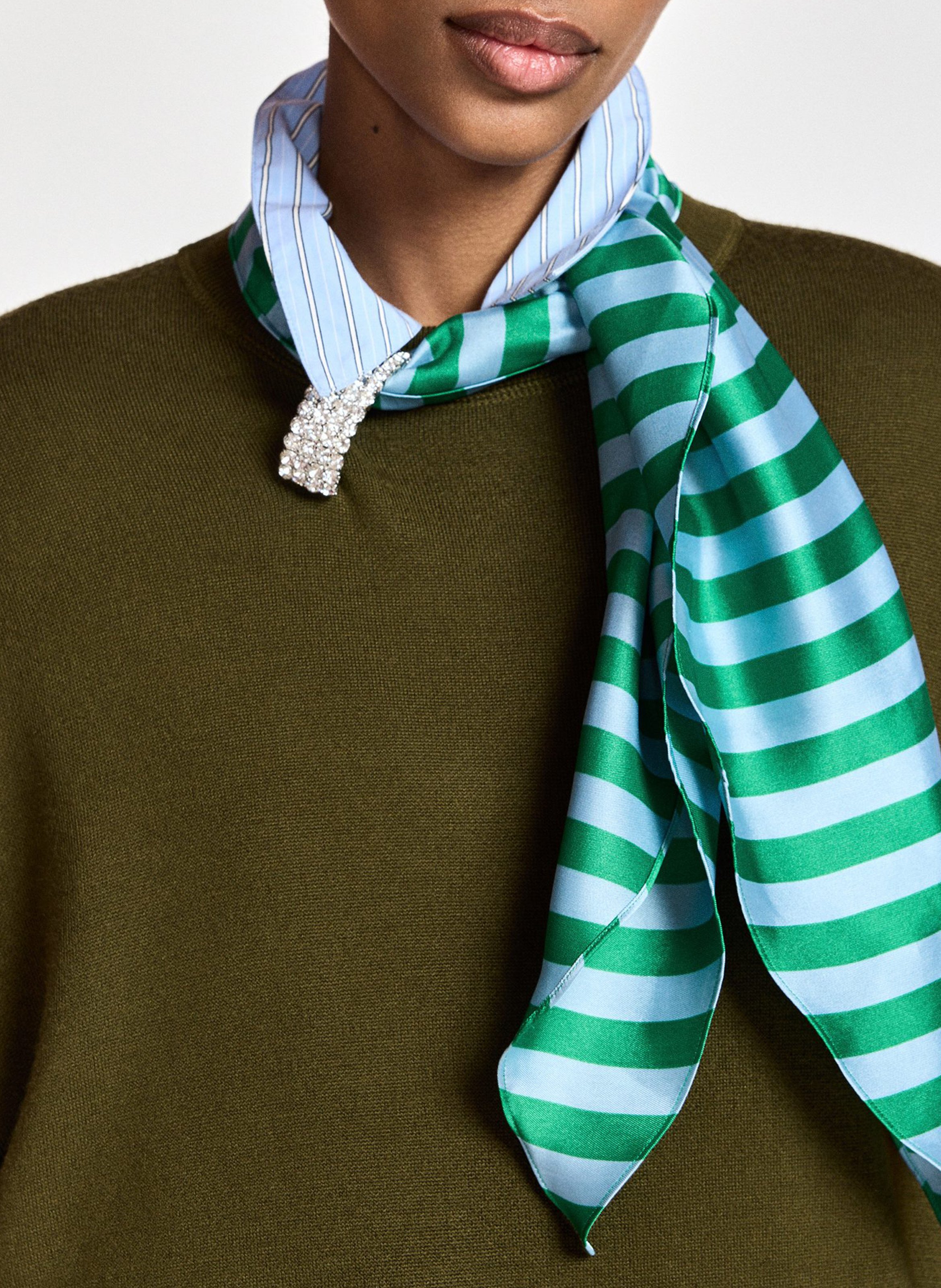 Pull ample à foulard rayé kurtis ESSENTIEL ANTWERP Vert