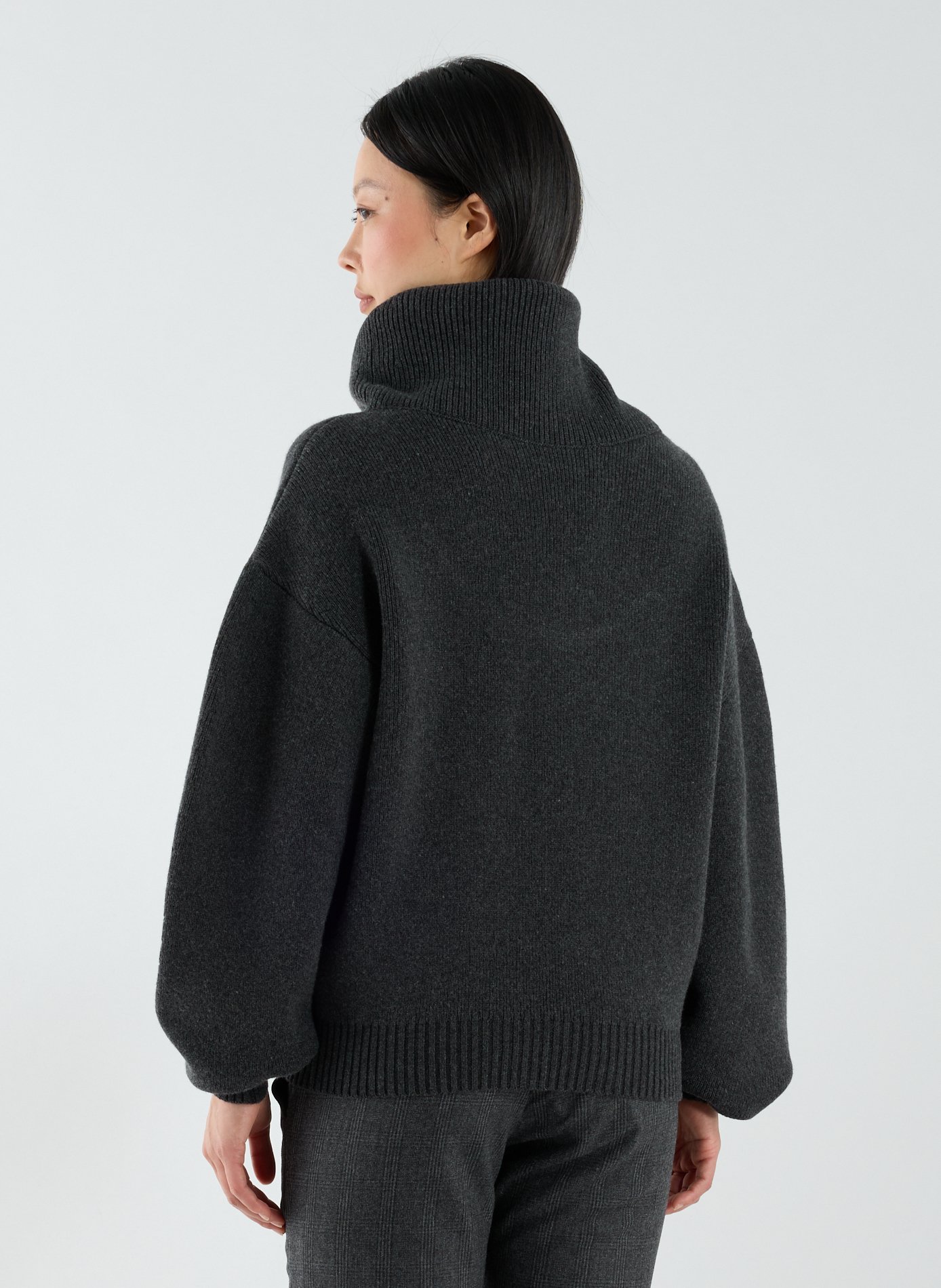 Pull col roulé large en laine vierge et cachemire JACQUEMUS Gris