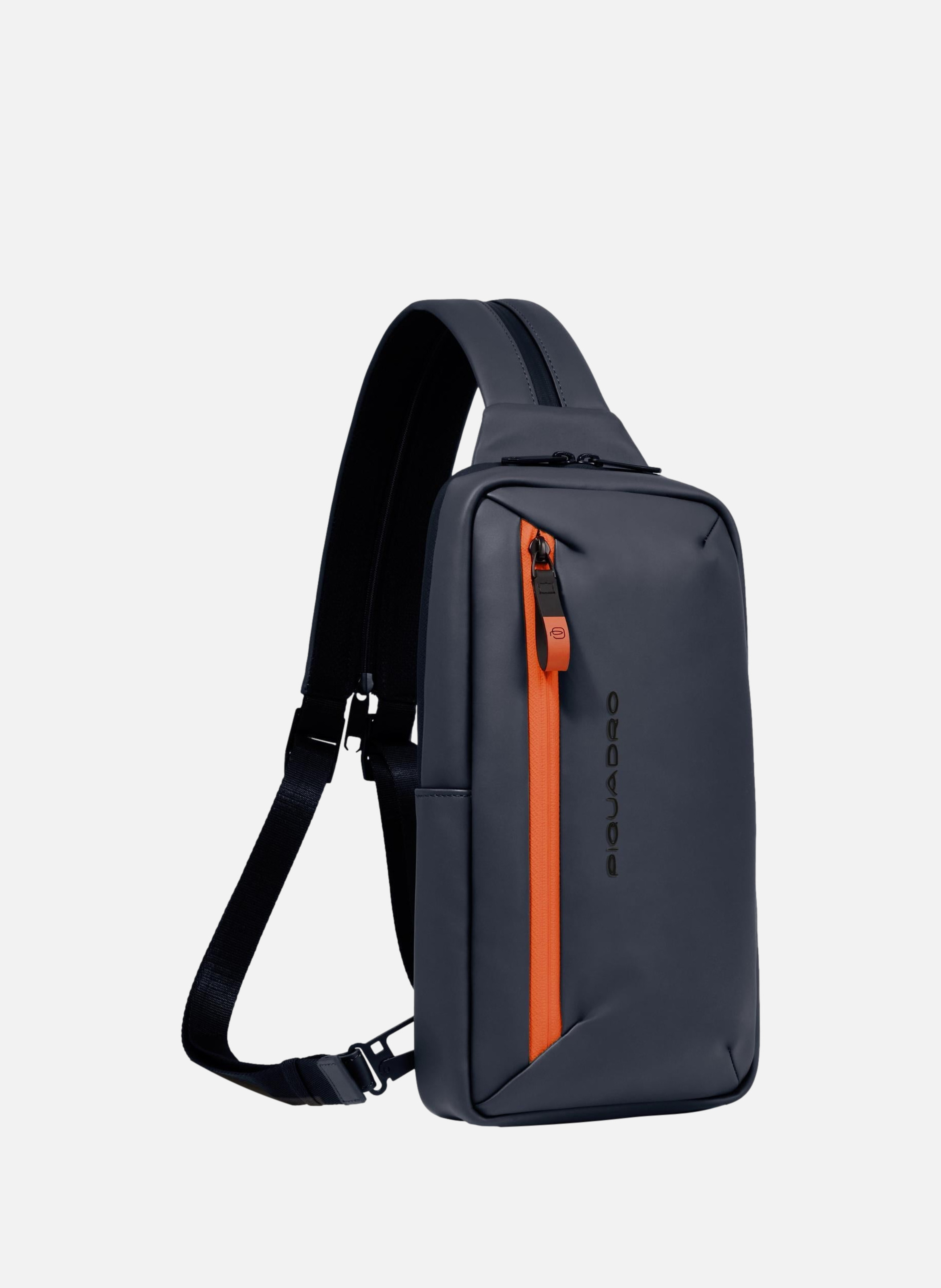 Waterafstotende borstzak PIQUADRO Blauw