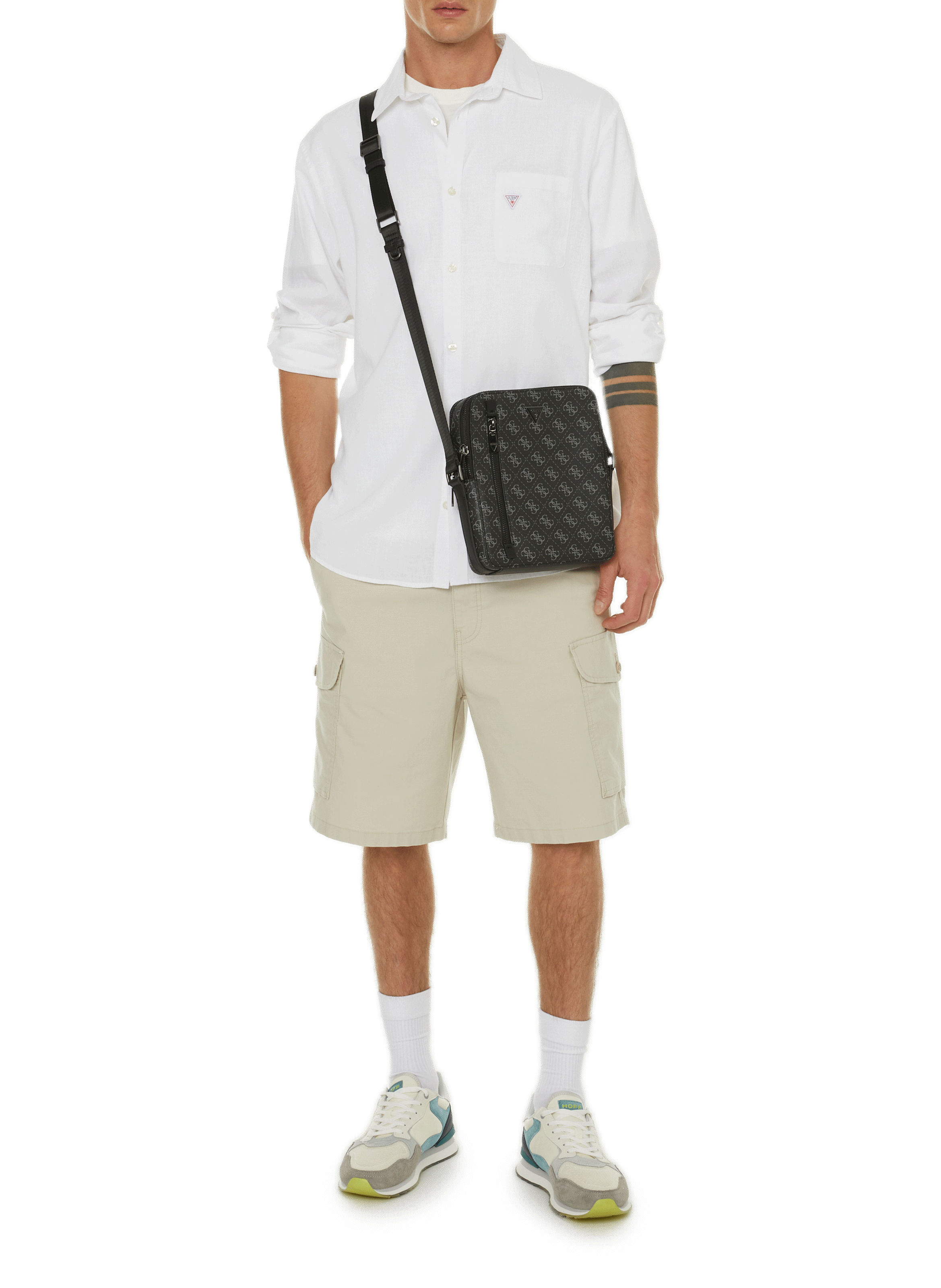 Logotype shoulder bag GUESS Black