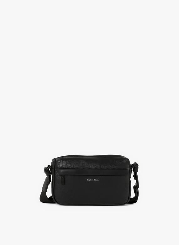 Sac à bandoulière effet cuir | Noir by CALVIN KLEIN Sac à bandoulière effet cuir Noir