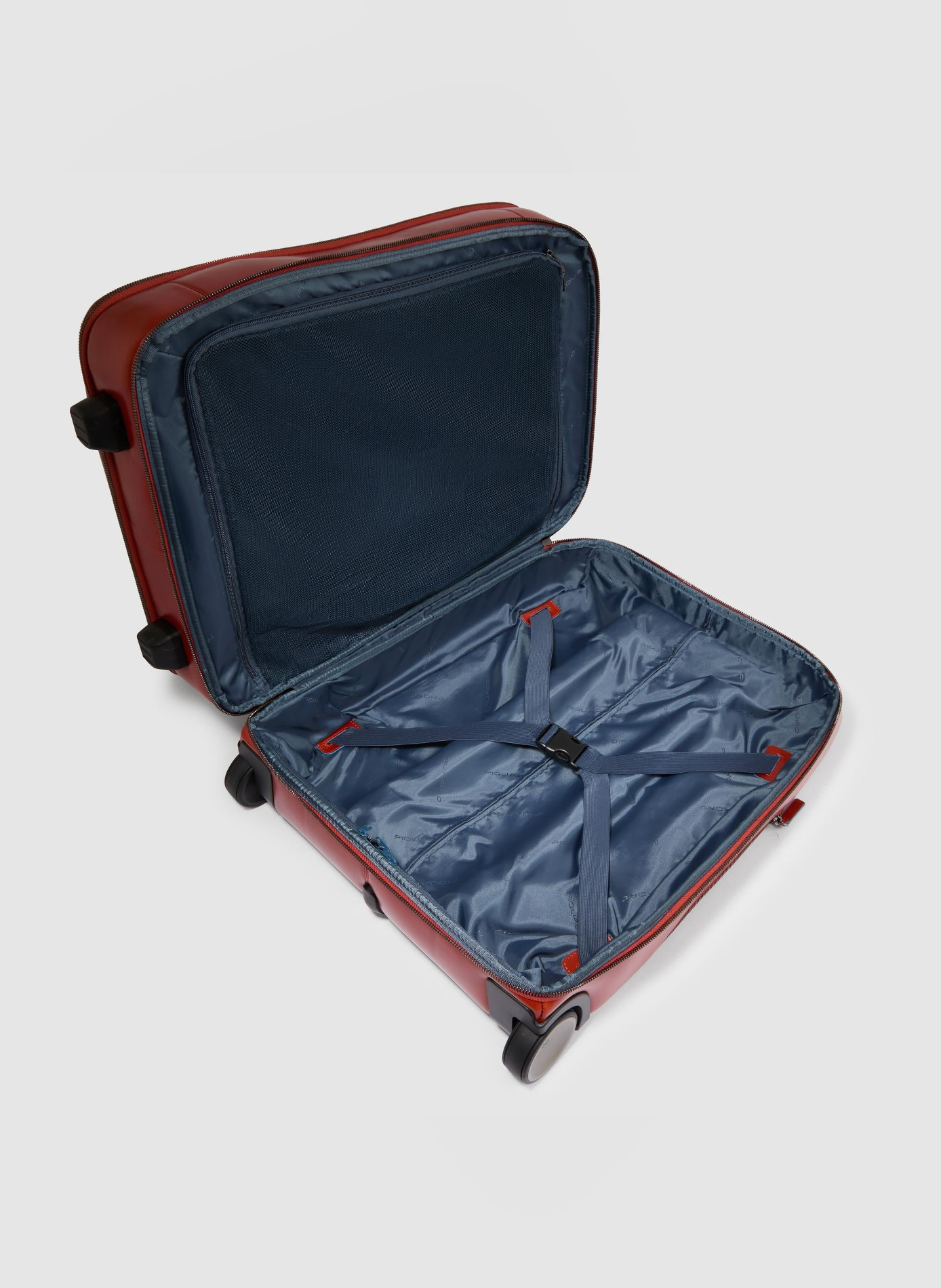 Valise à roulettes cabine avec coque à vêtements PIQUADRO Marron