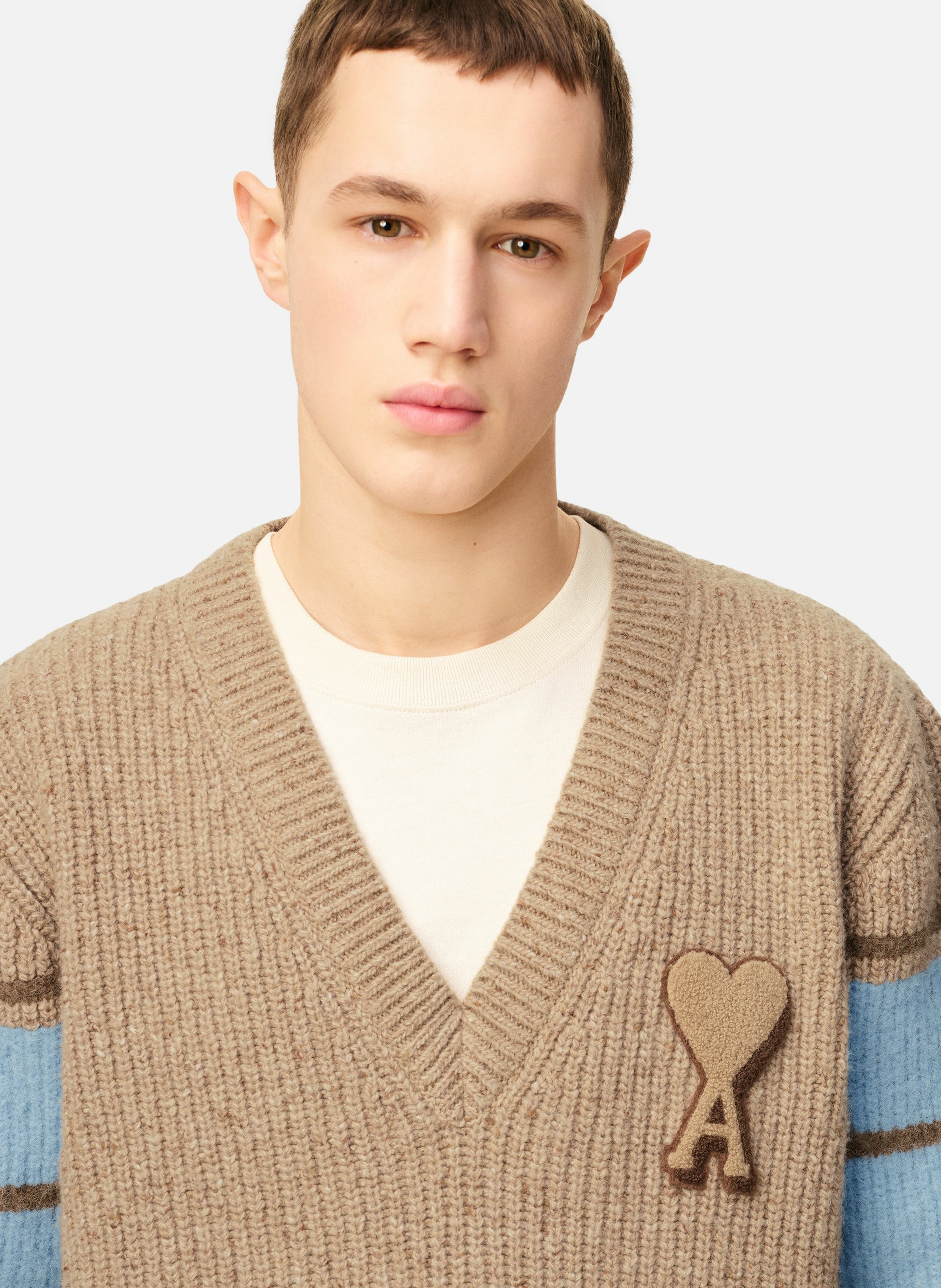 Pull college en laine côtelée unisexe AMI PARIS Marron