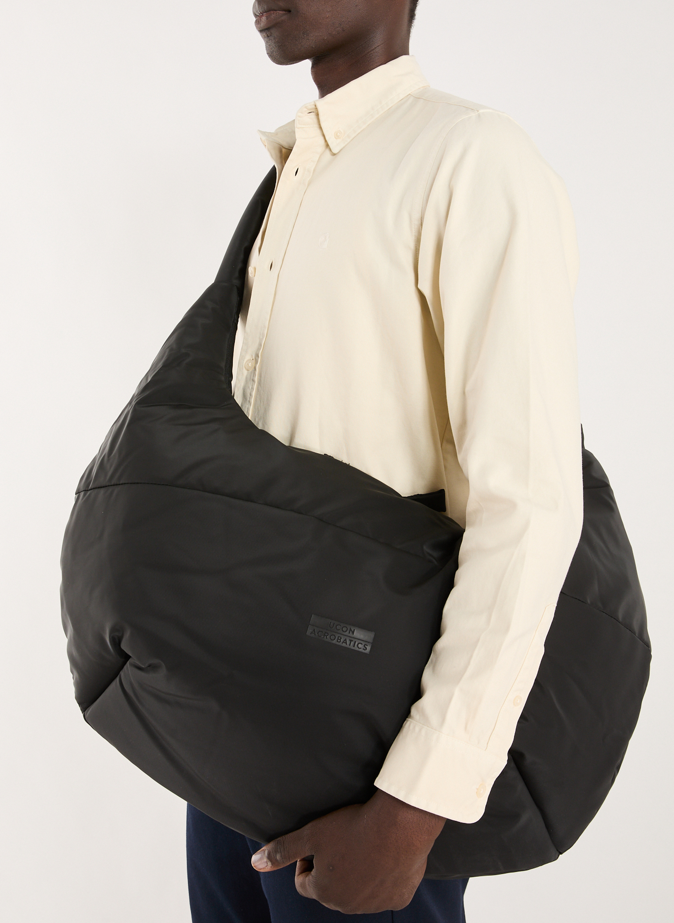 Solid shoulder bag UCON ACROBATICS Black