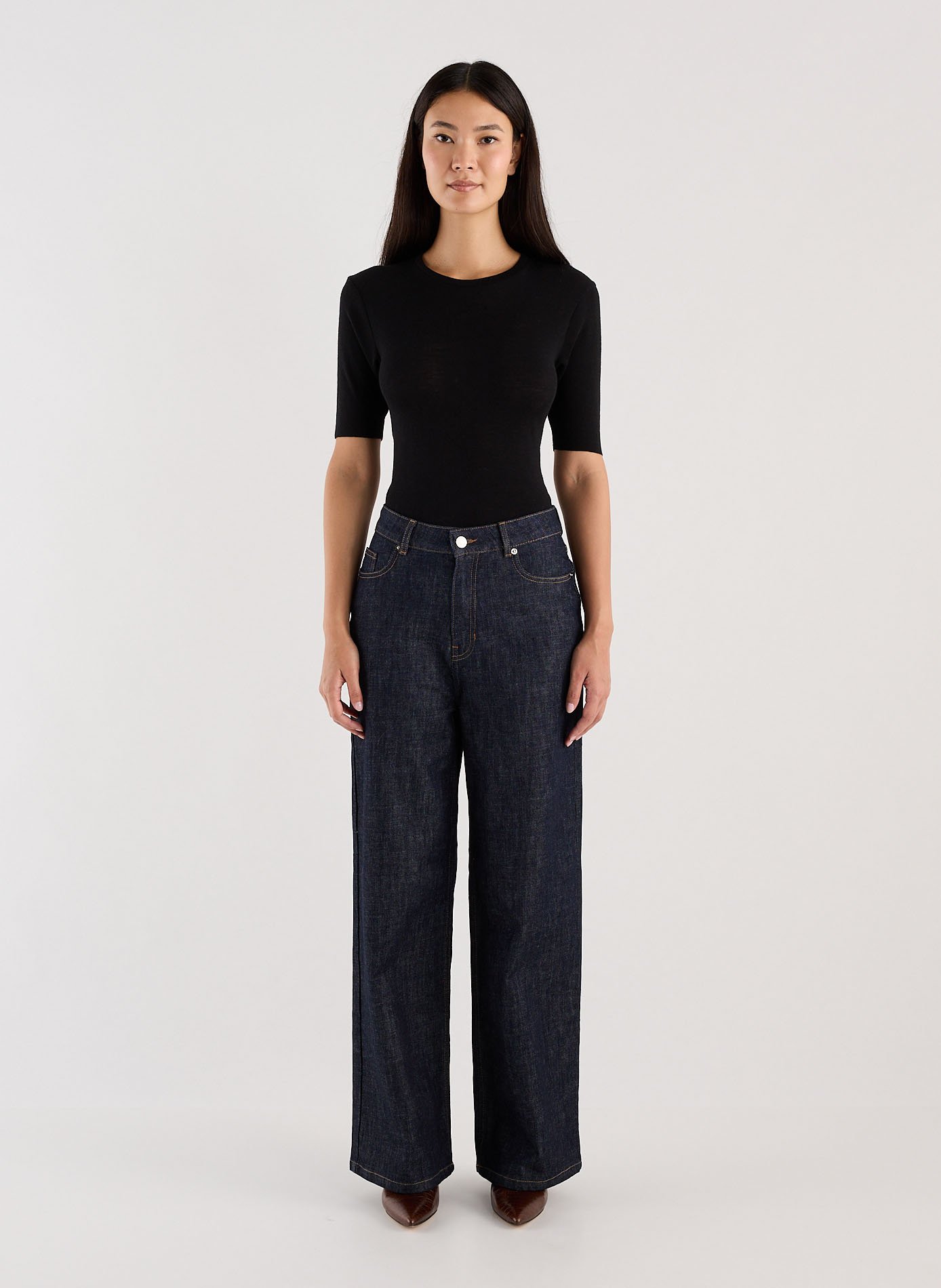 T-shirt Ucos col rond en laine SAISON 1865 Noir