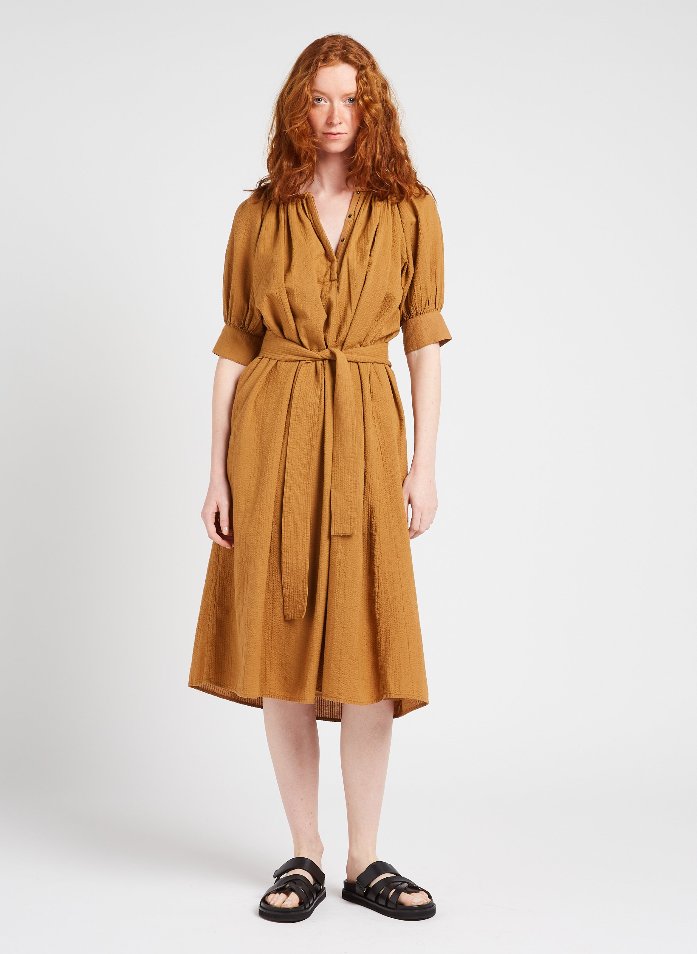 Sandales plates en cuir atlas BOBBIES Noir