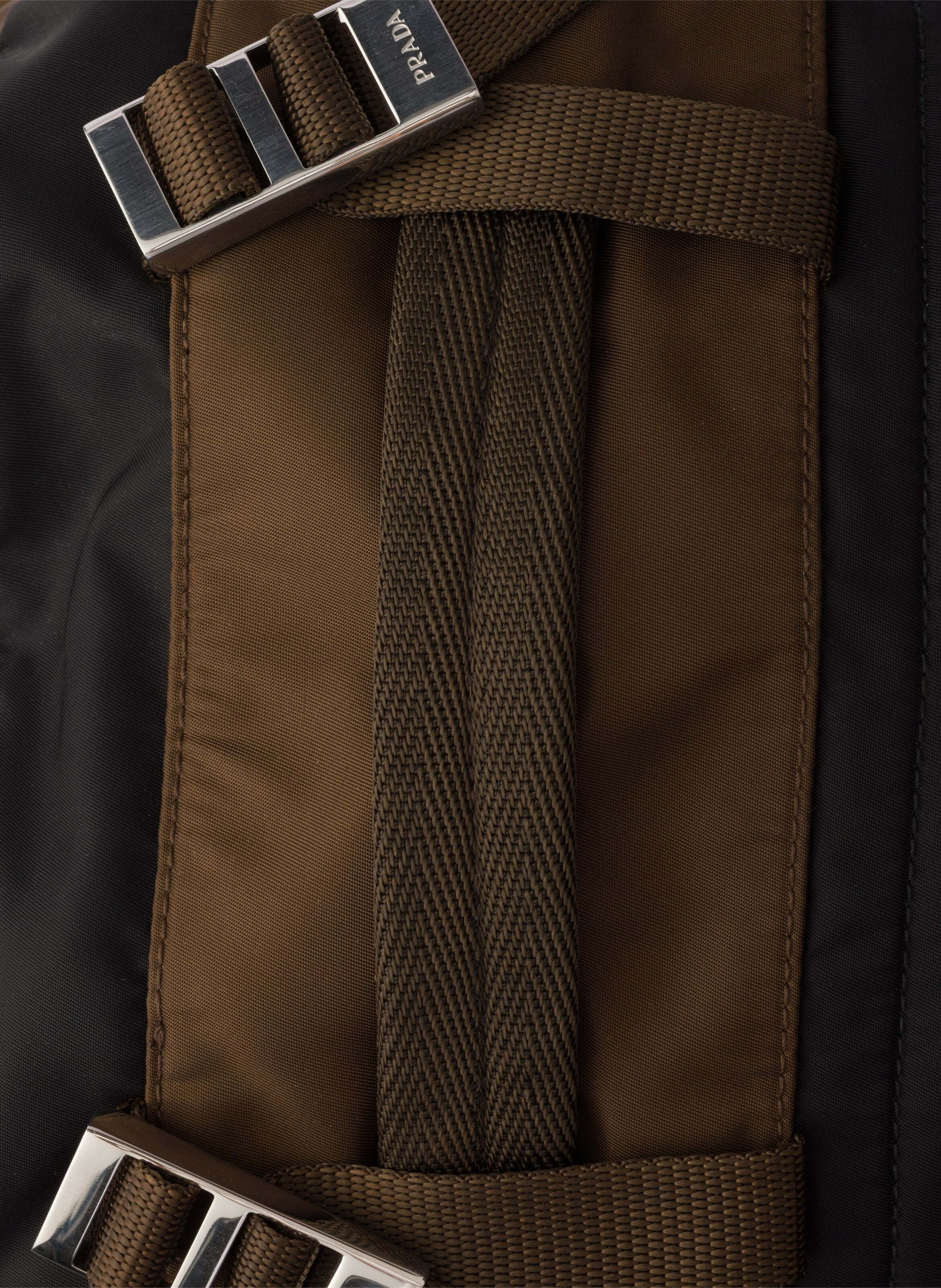 Sac à dos en re-nylon et cuir saffiano PRADA Noir