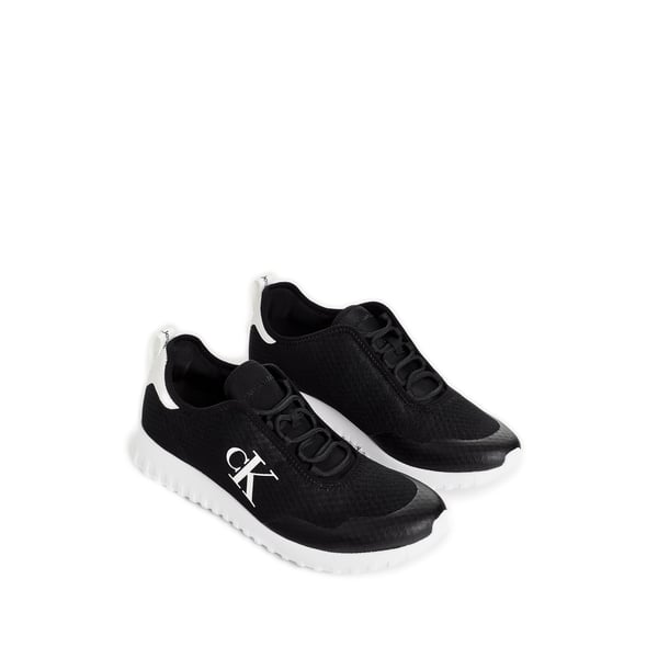 Baskets en polyester mélangé