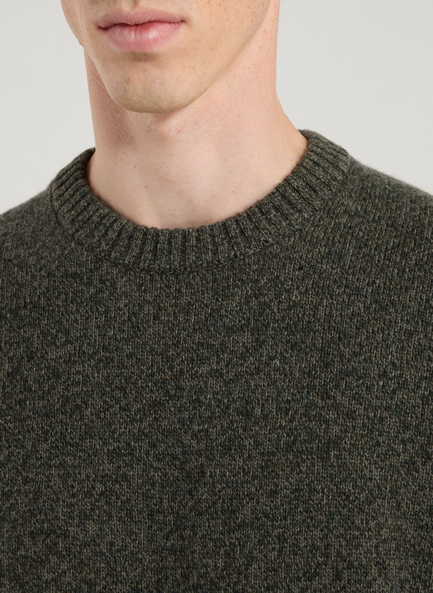 Pull droit col rond en laine mérinos HACKETT Vert