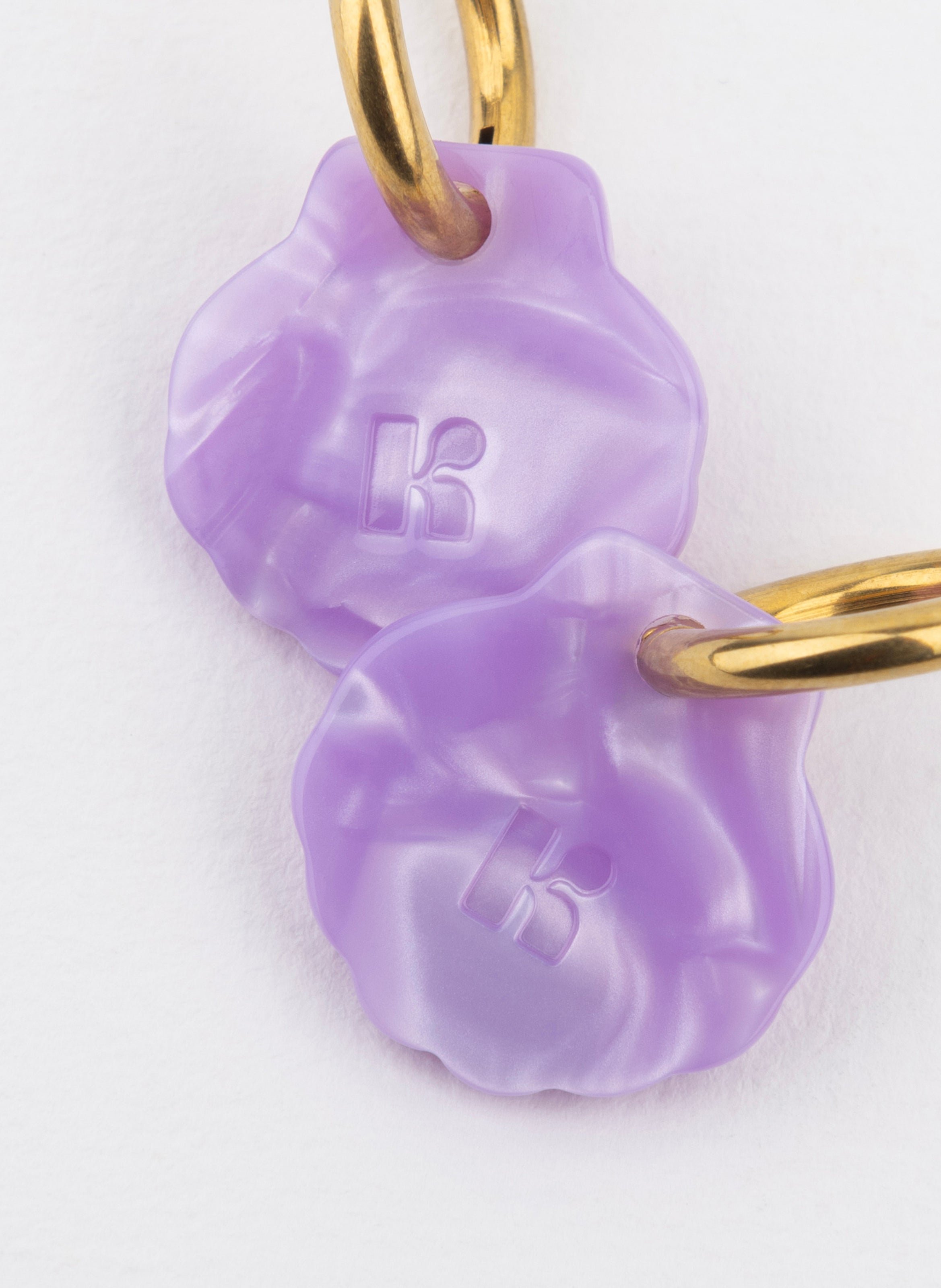 Boucles d'oreilles baby mermaid avec anneaux en acier inoxydable argenté KURAGE GINZA Violet