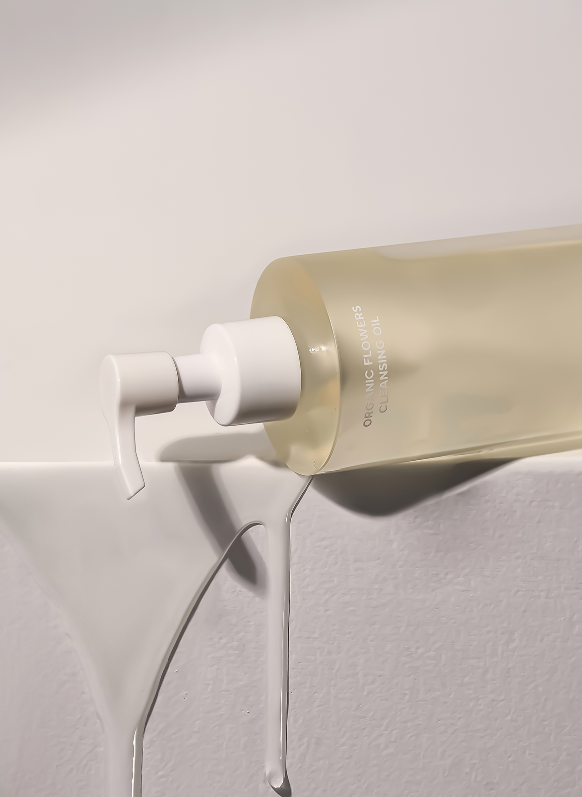 Organic Flowers Cleansing Oil WHAMISA No color