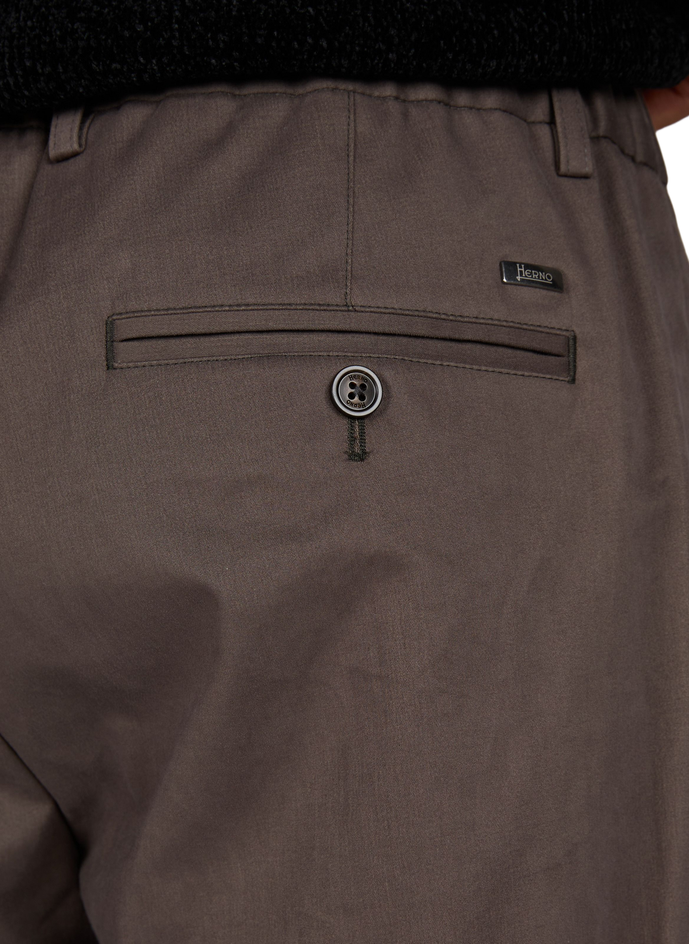 Schmale Hose aus Baumwollmischung HERNO Braun