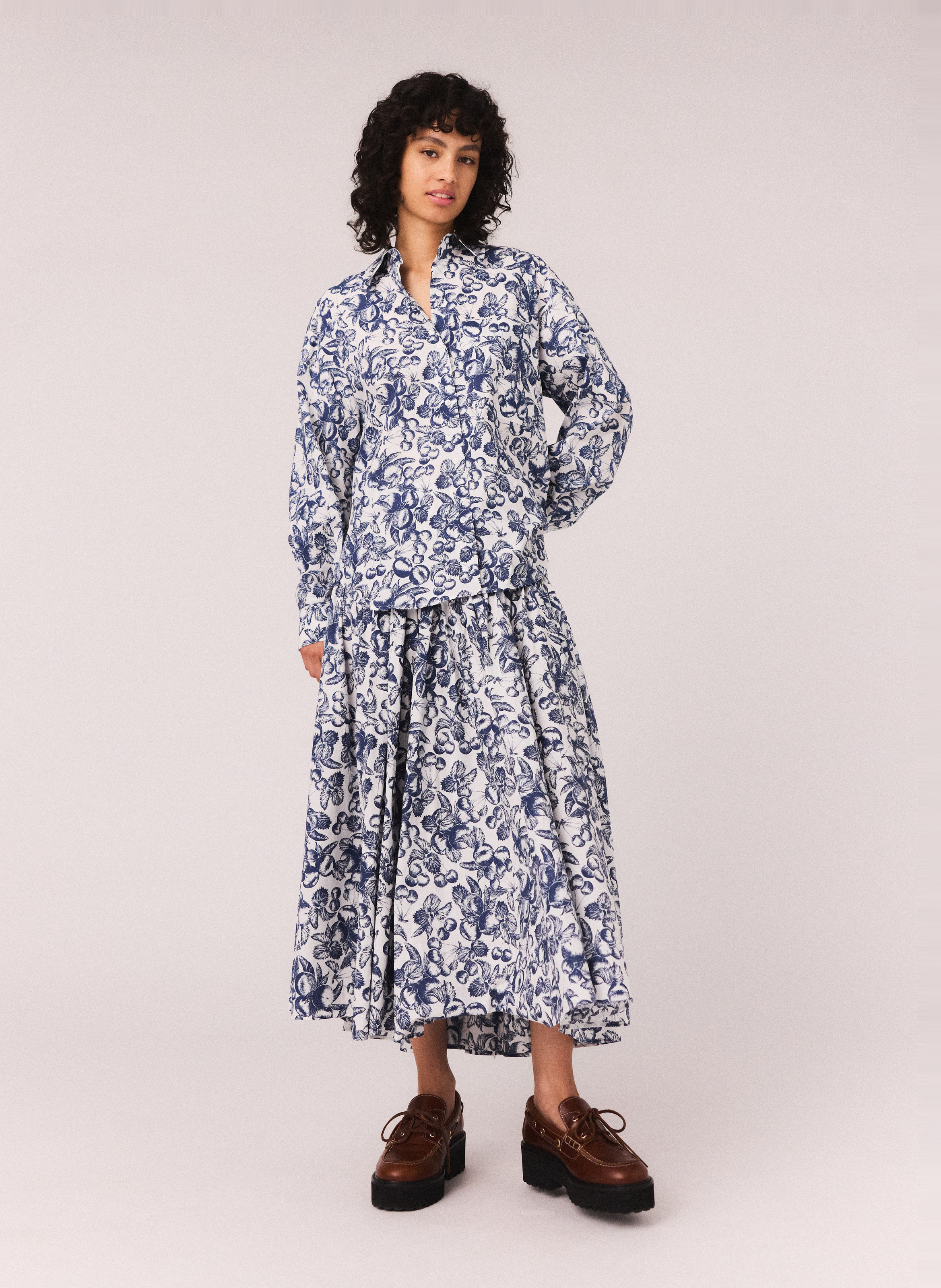 Chemise droite imprimée cerise MAJE Bleu