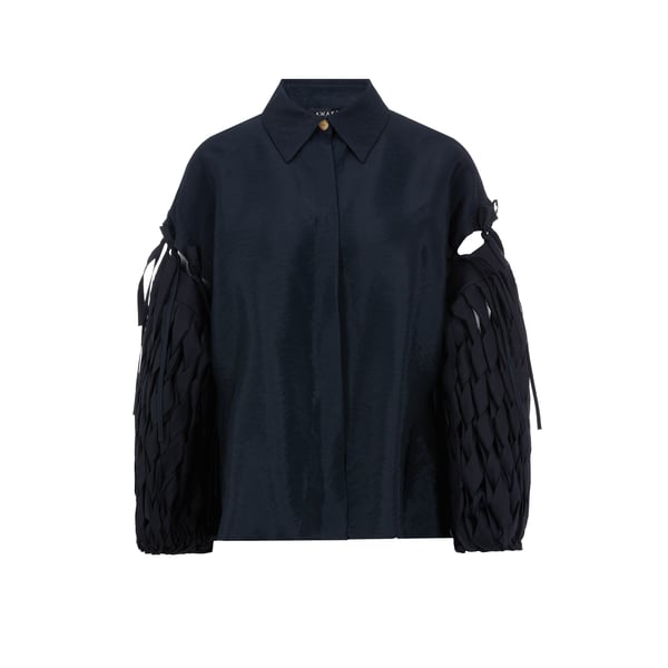 Chemise à manches tressées