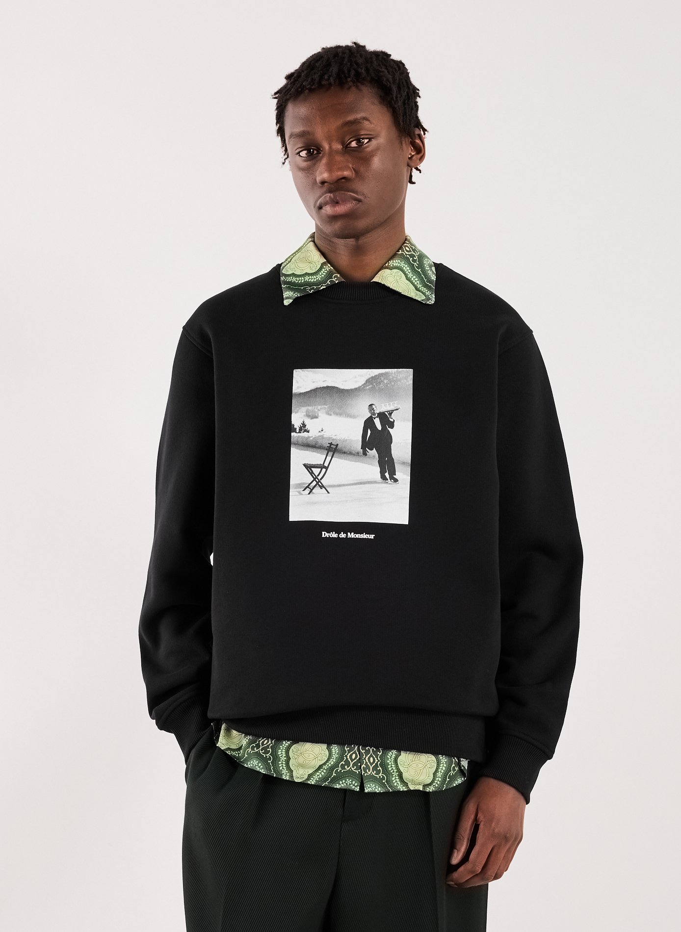 Le sweatshirt Ice Skating DROLE DE MONSIEUR Noir