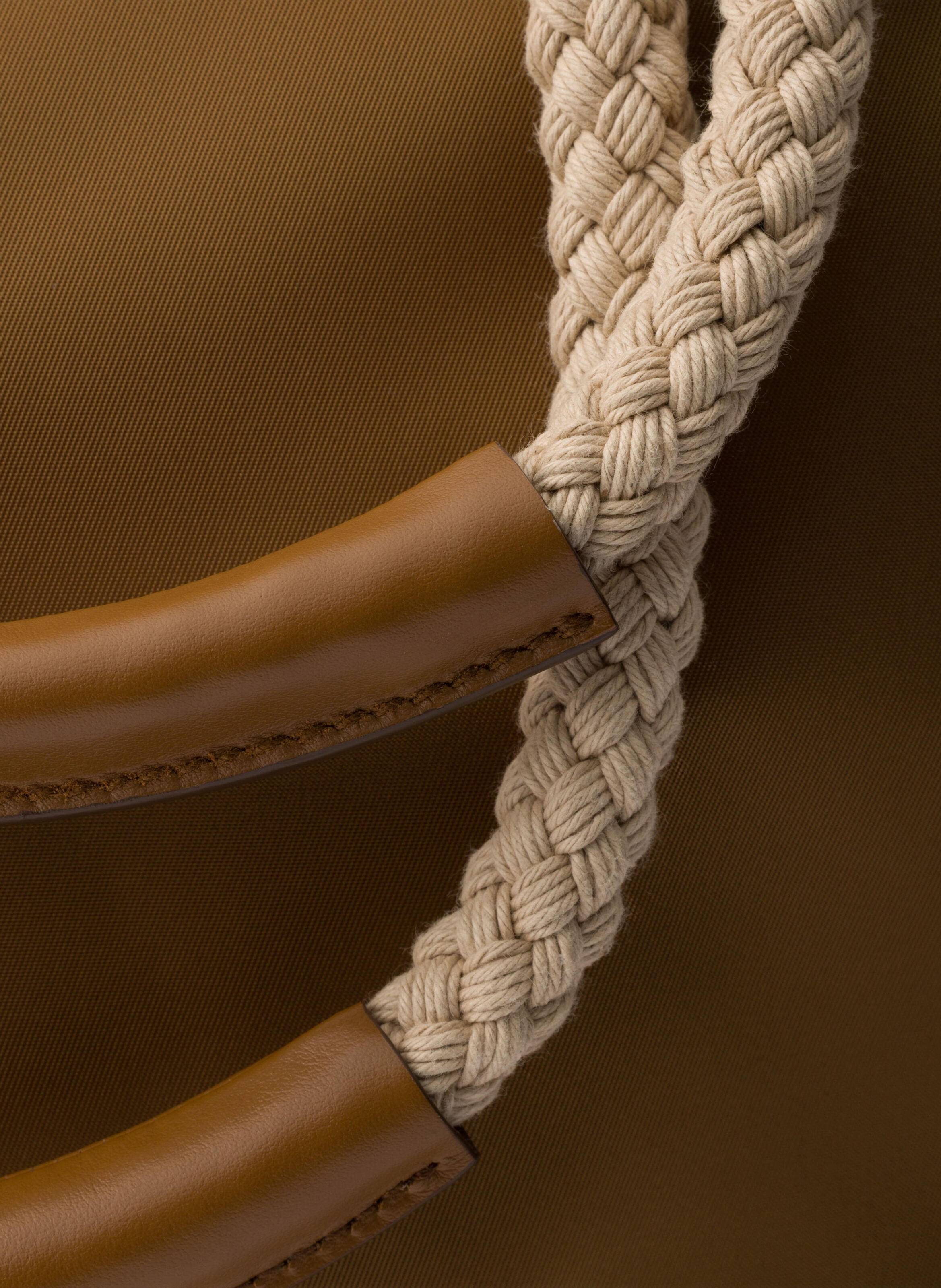 Grand sac seau prada mariner en re-nylon PRADA Marron