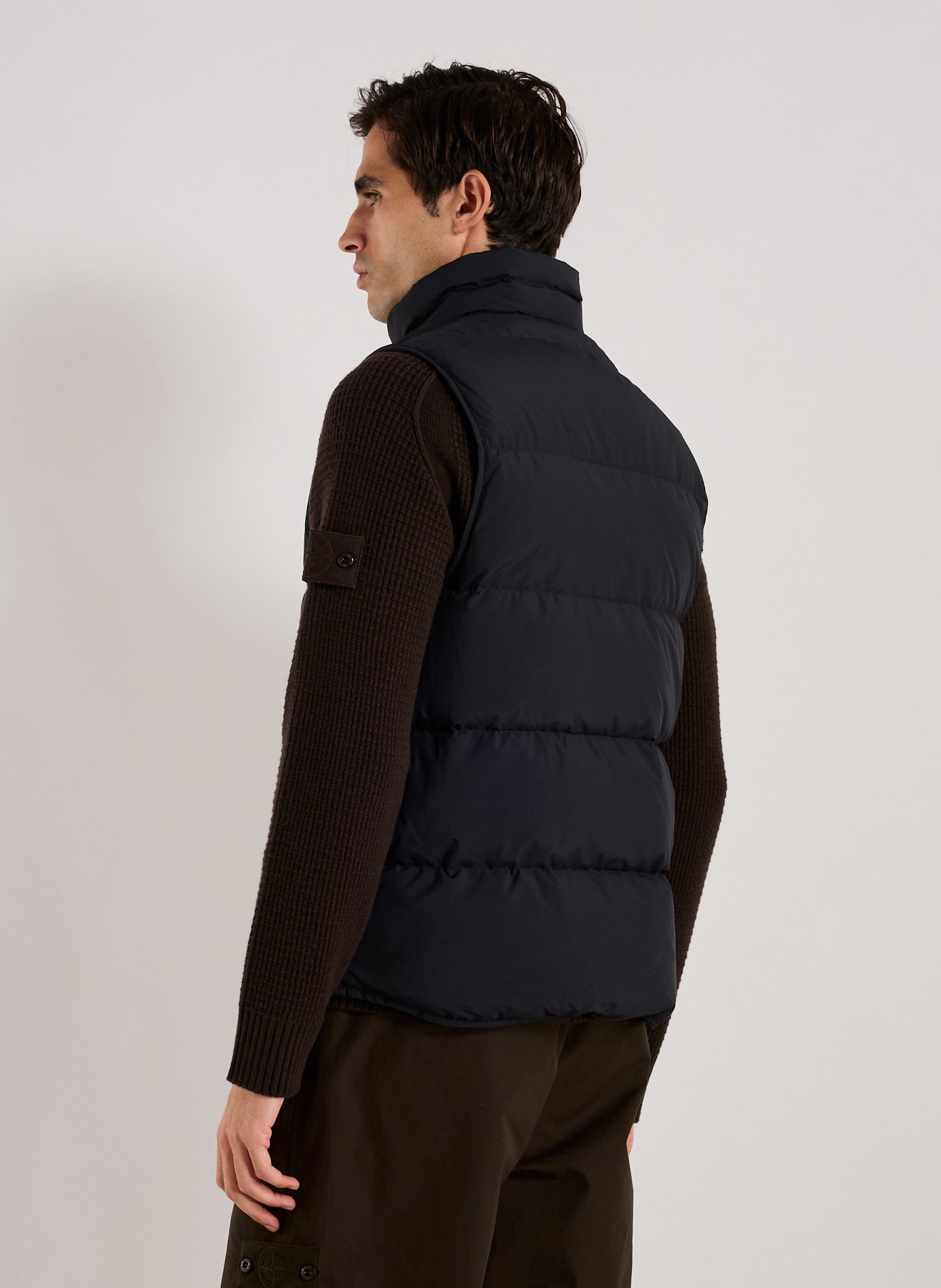 Sleeveless puffer jacket with high collar COLUMBIA Black