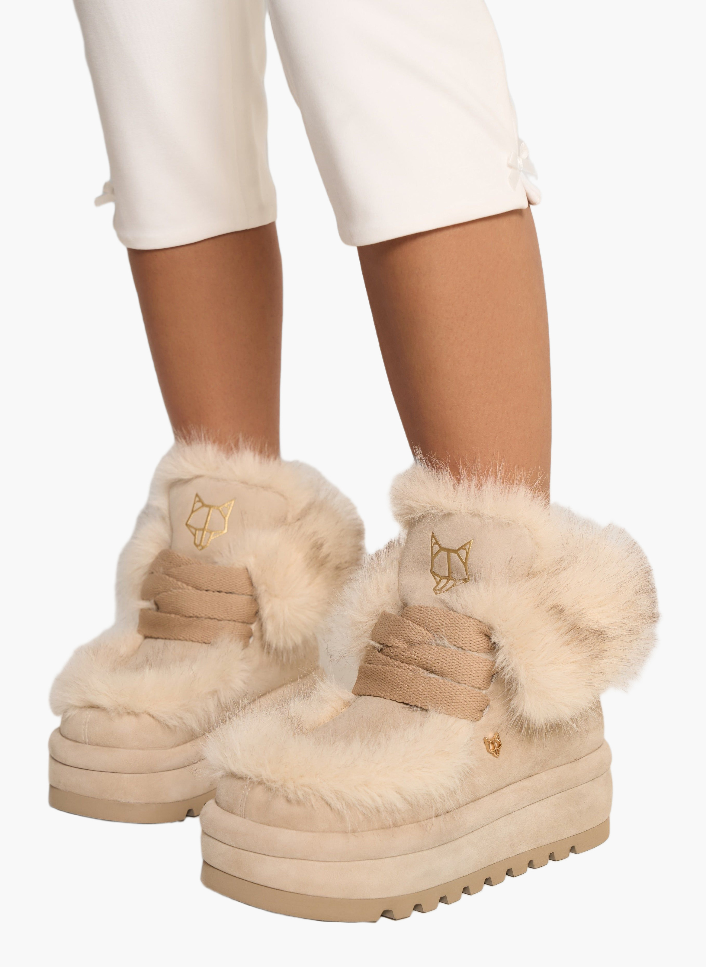 Bottines bambi en daim NAKED WOLFE Blanc