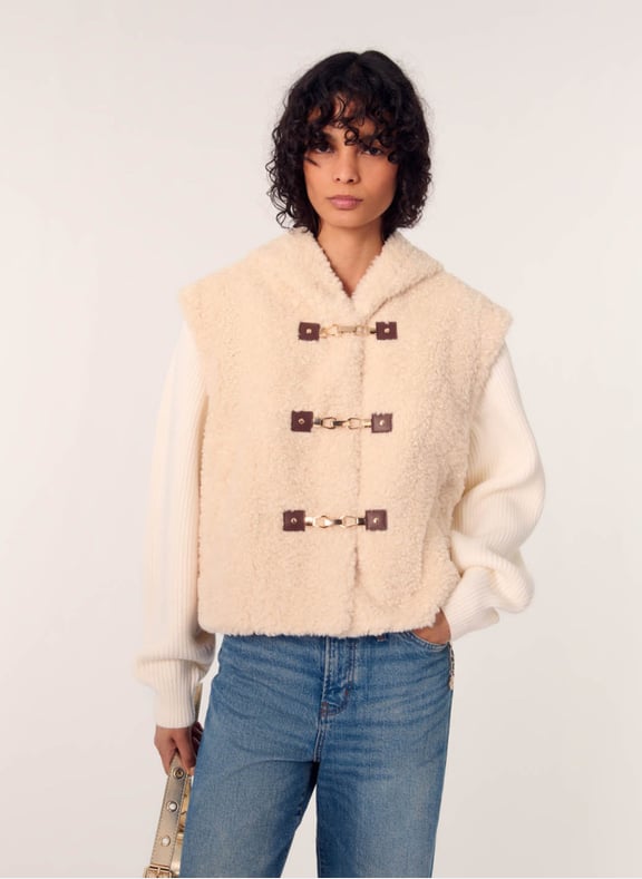 Blouson droit en fourrure synthétique Beige by MAJE MAJE Blouson droit en fourrure synthétique Beige