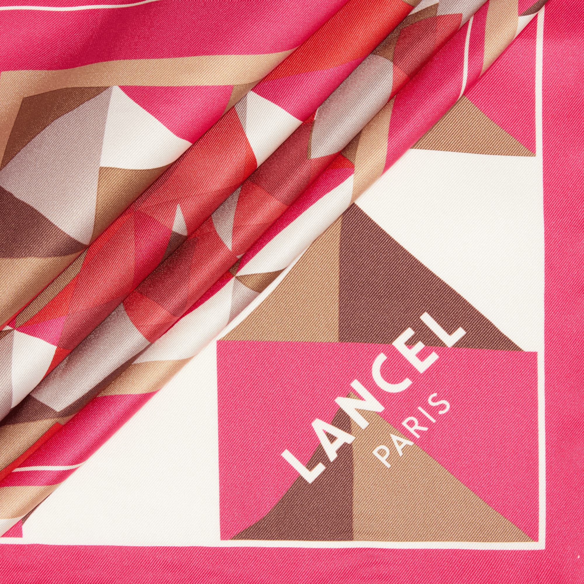 Carré de soie 70 motif labyrinthe LANCEL Roze