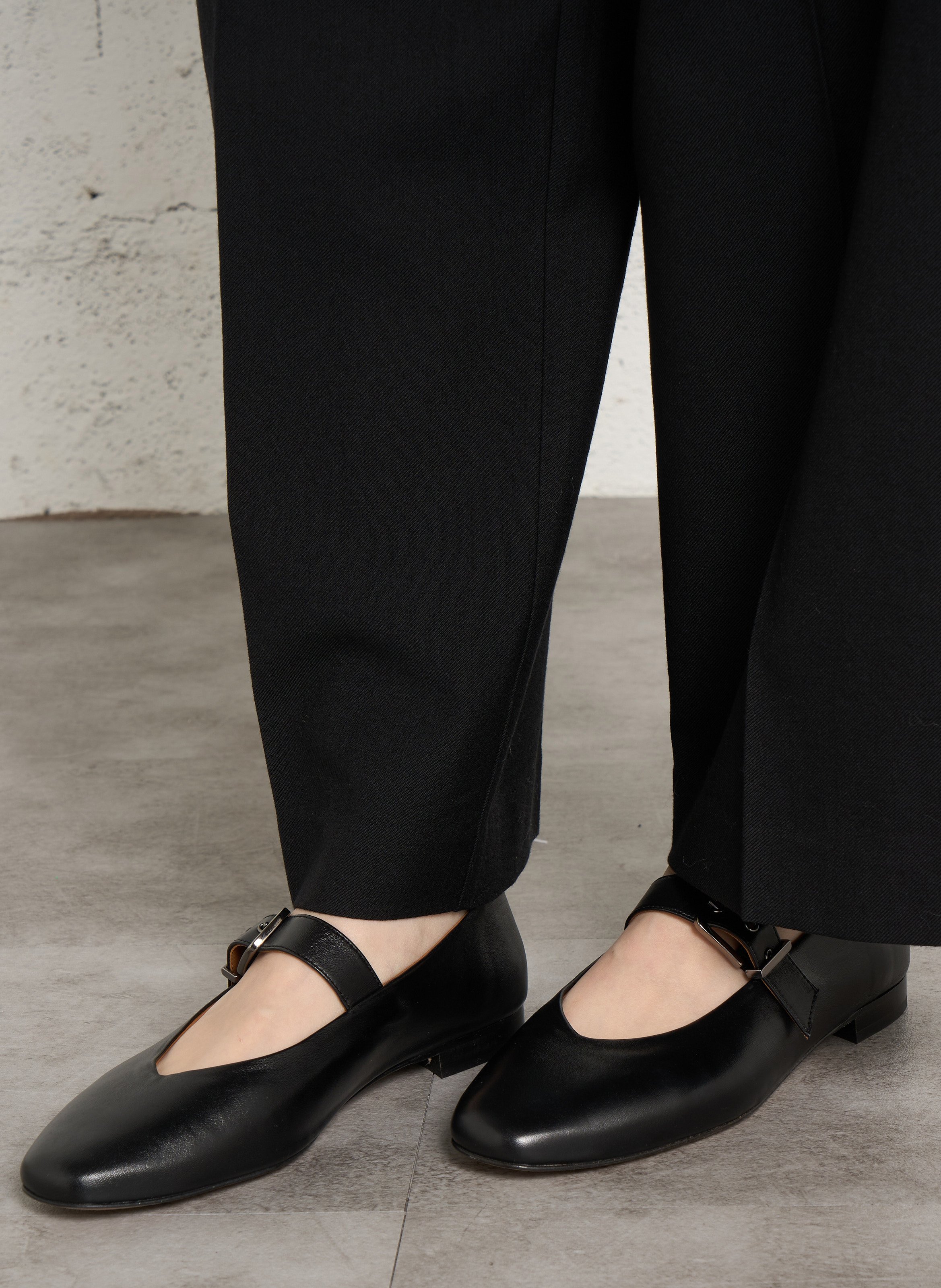 Mado leather strap ballet flats BOBBIES Black