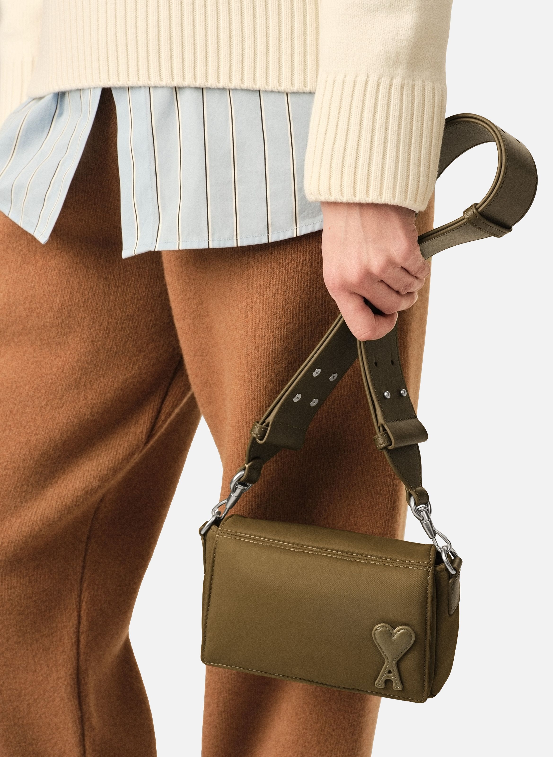Sac lunch box marcel en nylon ouatiné unisexe AMI PARIS Marron