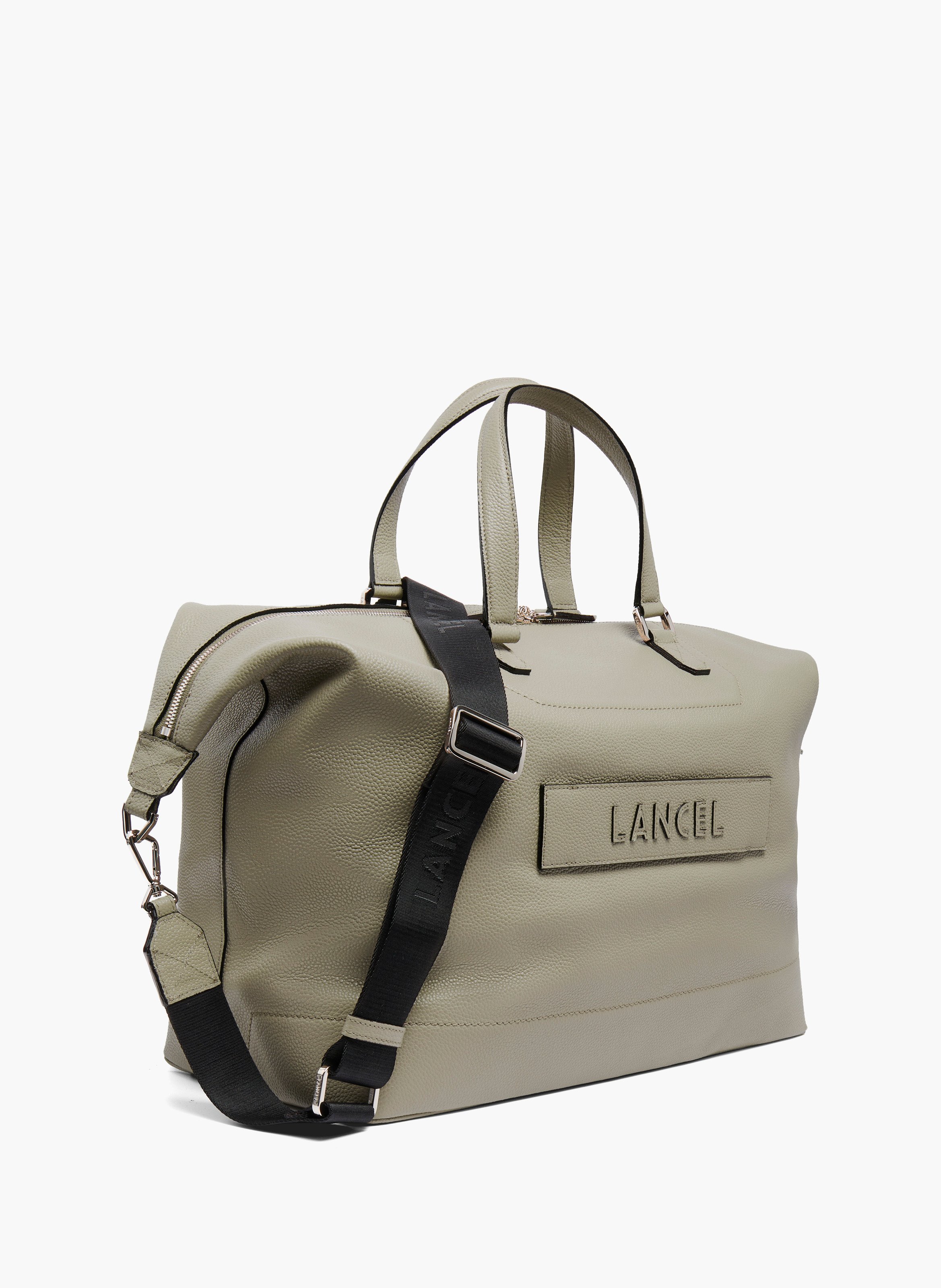 Weekendtas Ninon 45 van Lancel, rood vaarsleer, middelgrote reistas. LANCEL Groen