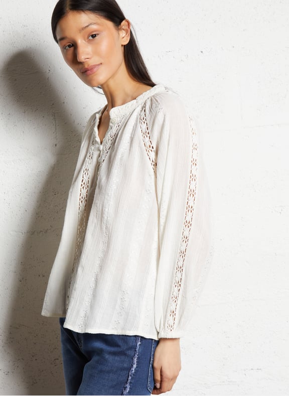 Blouse droite brodée à dentelles cherryna Blanc by MAISON 123 MAISON 123 Blouse droite brodée à dentelles cherryna Blanc