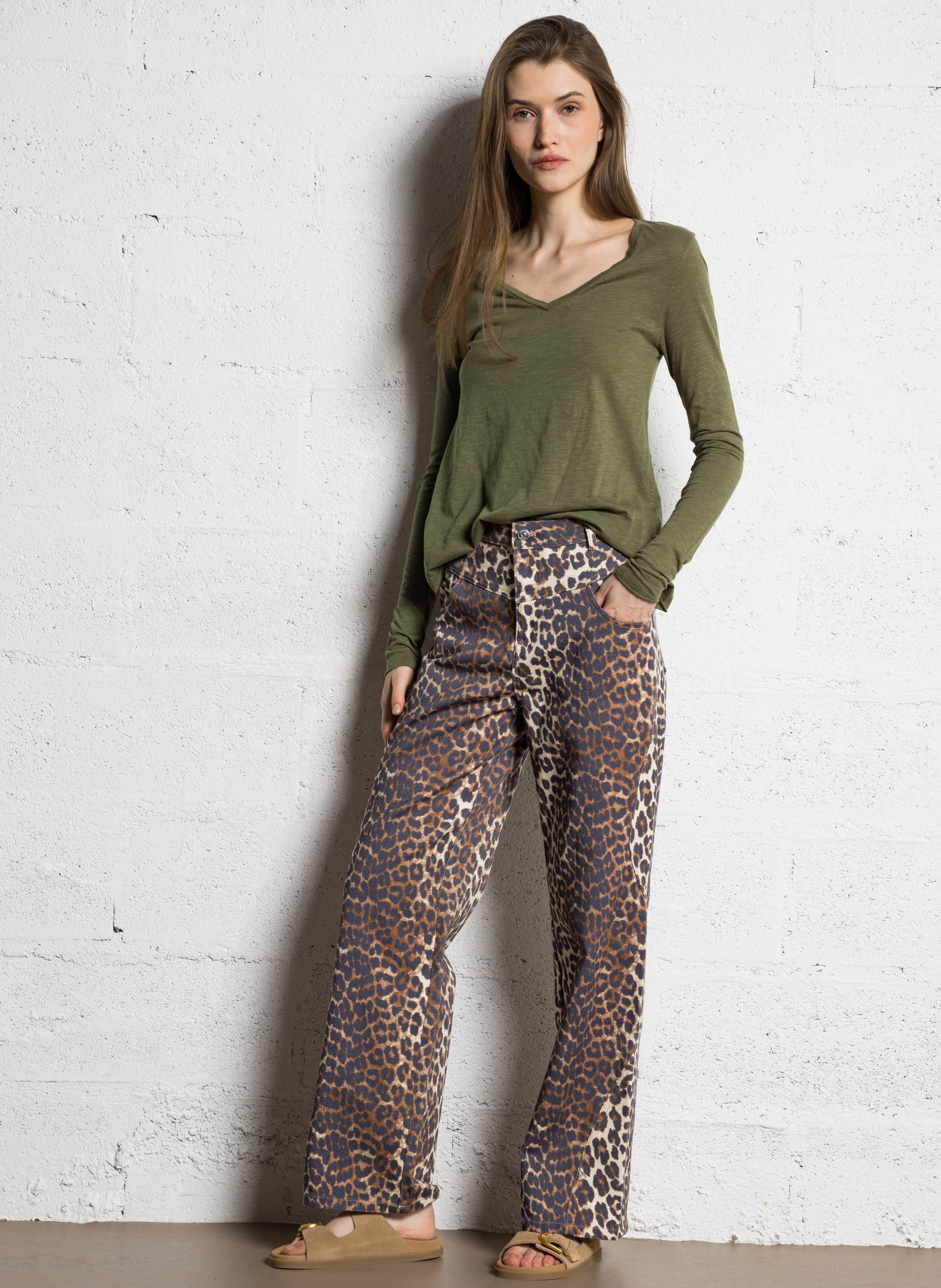 Tee-shirt à col v en coton mélangé jacksonville AMERICAN VINTAGE Vert