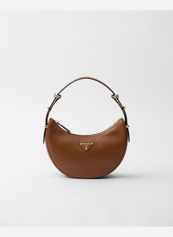 Sac porté épaule prada arqué en cuir Marron by PRADA PRADA Sac porté épaule prada arqué en cuir Marron