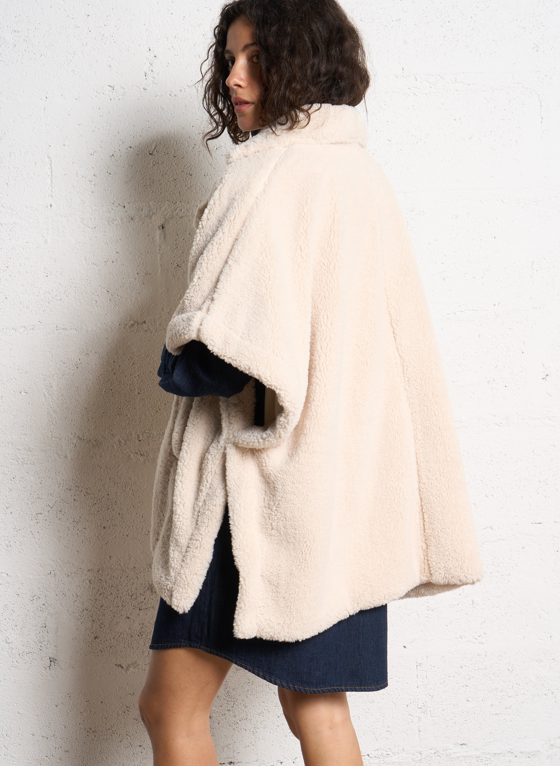 Cape oversize en fourrure synthétique IKKS Beige