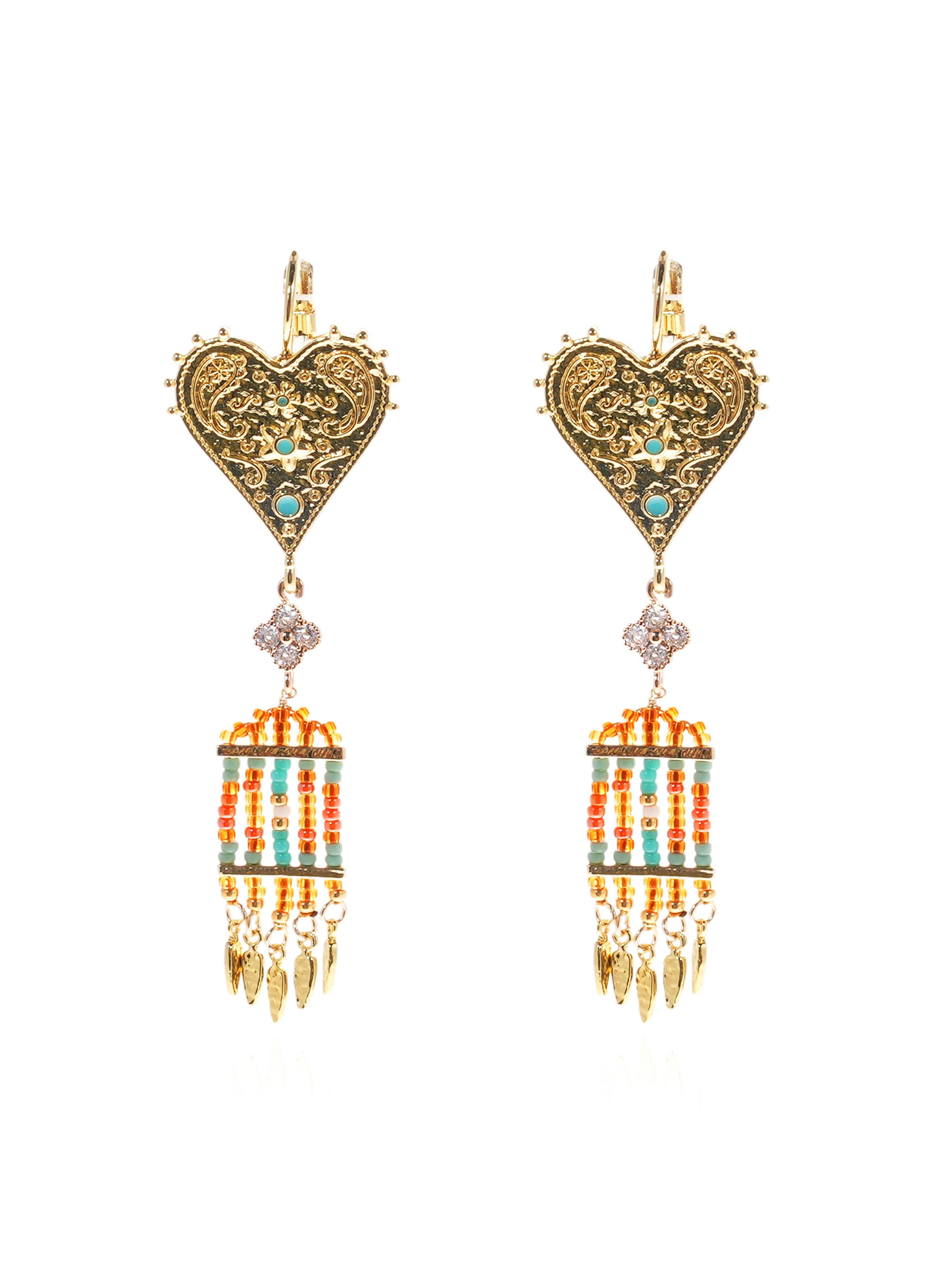 Boucles d'oreilles dormeuses pendantes avec cœurs martelés et perles vittora HIPANEMA Rose