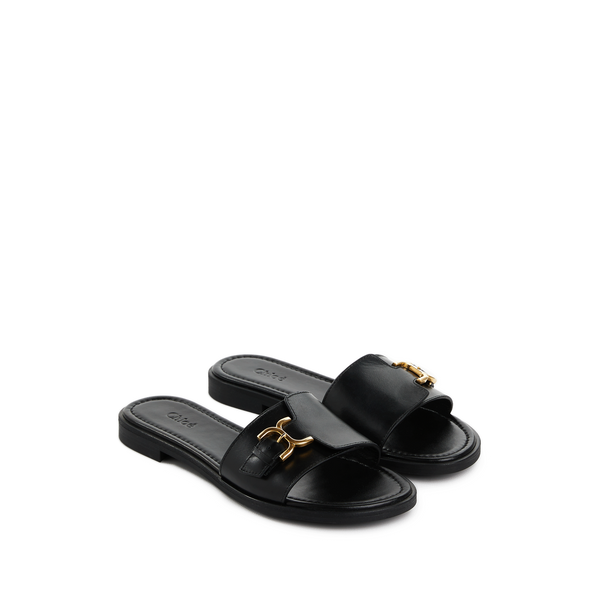 Chloé Flat Sandals With Logo In Black