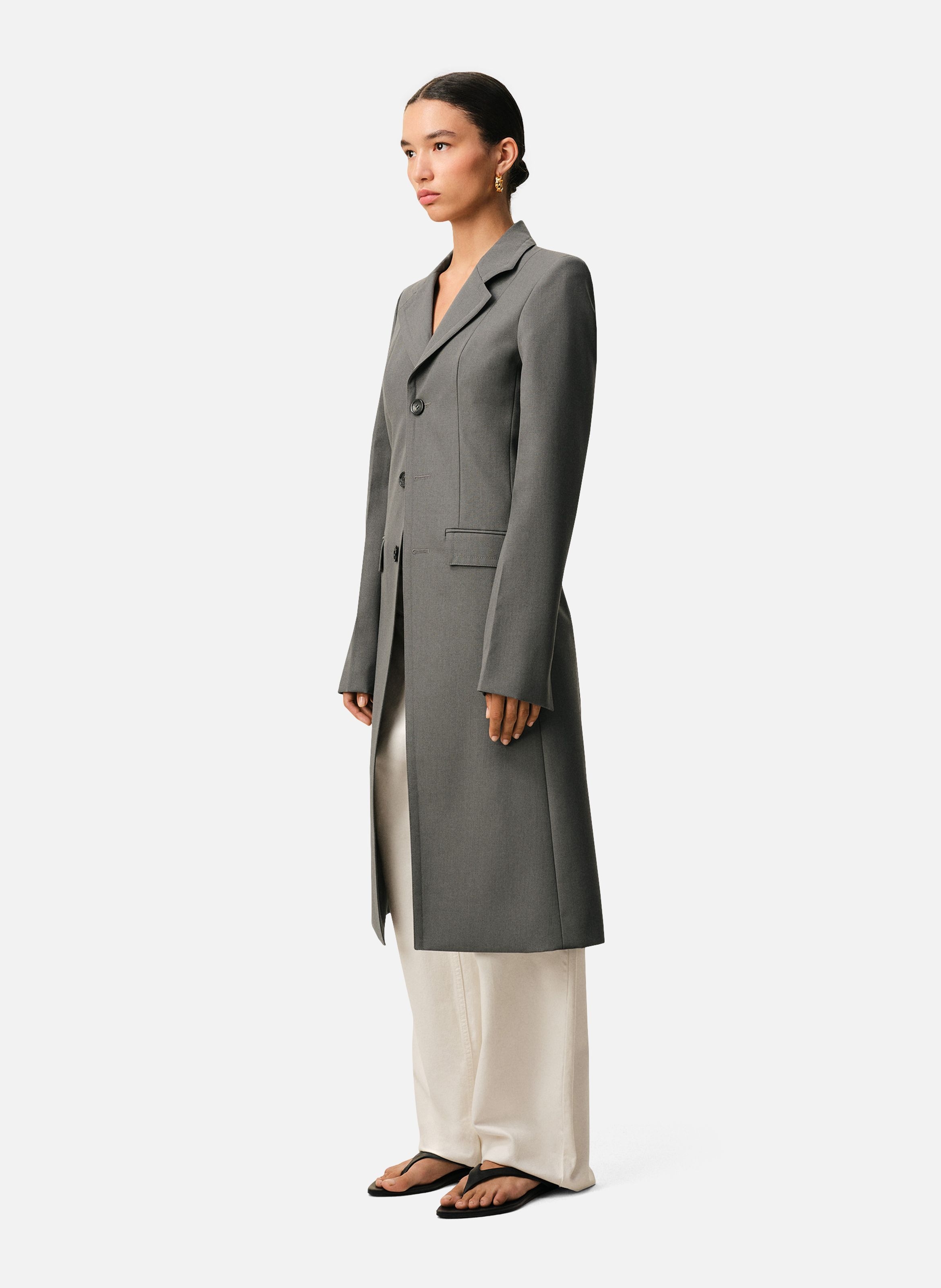 Manteau ajusté simple boutonnage en laine vierge AMI PARIS Gris