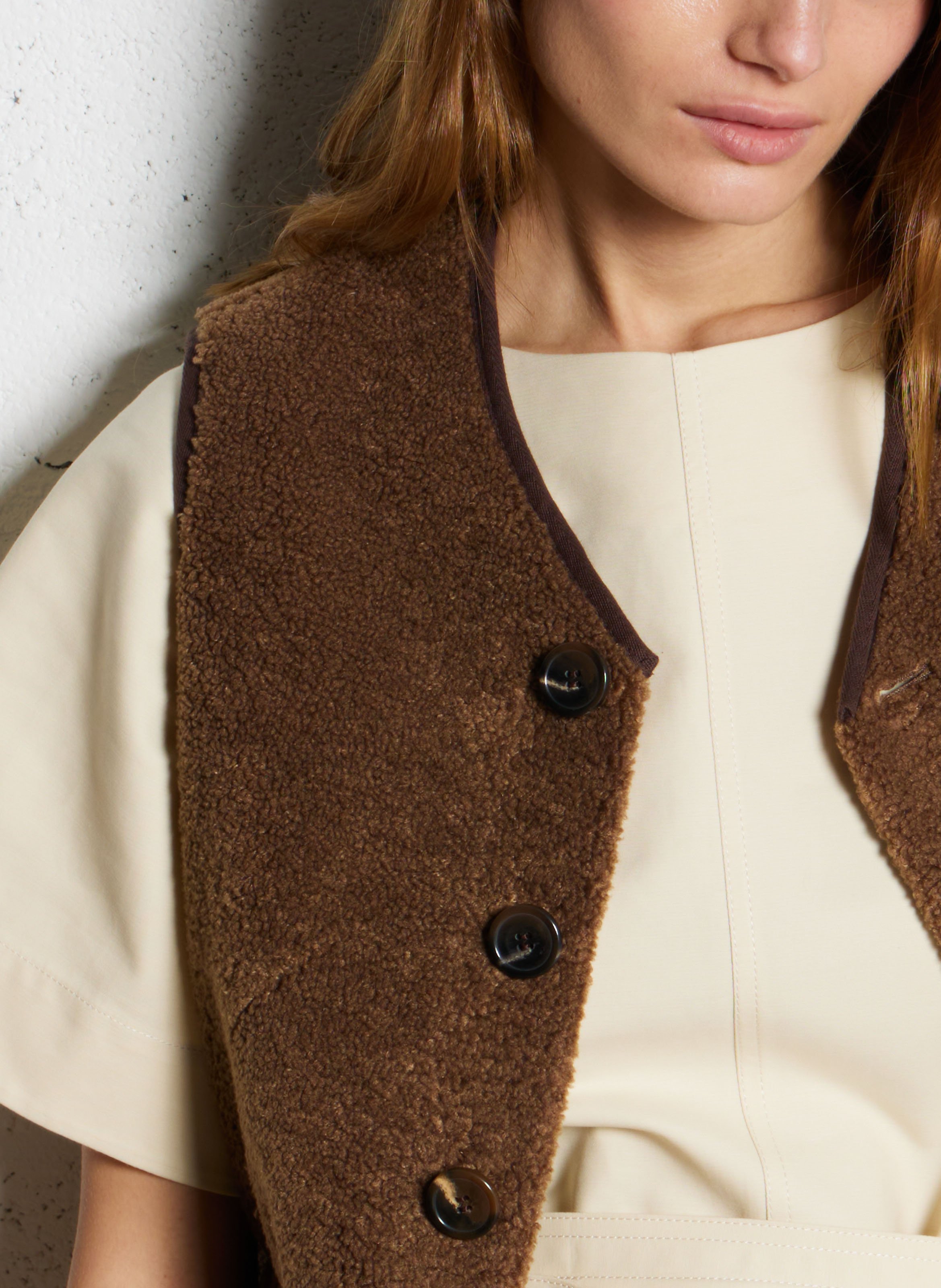 Gilet sans manches aspect mouton fusil SOEUR Marron