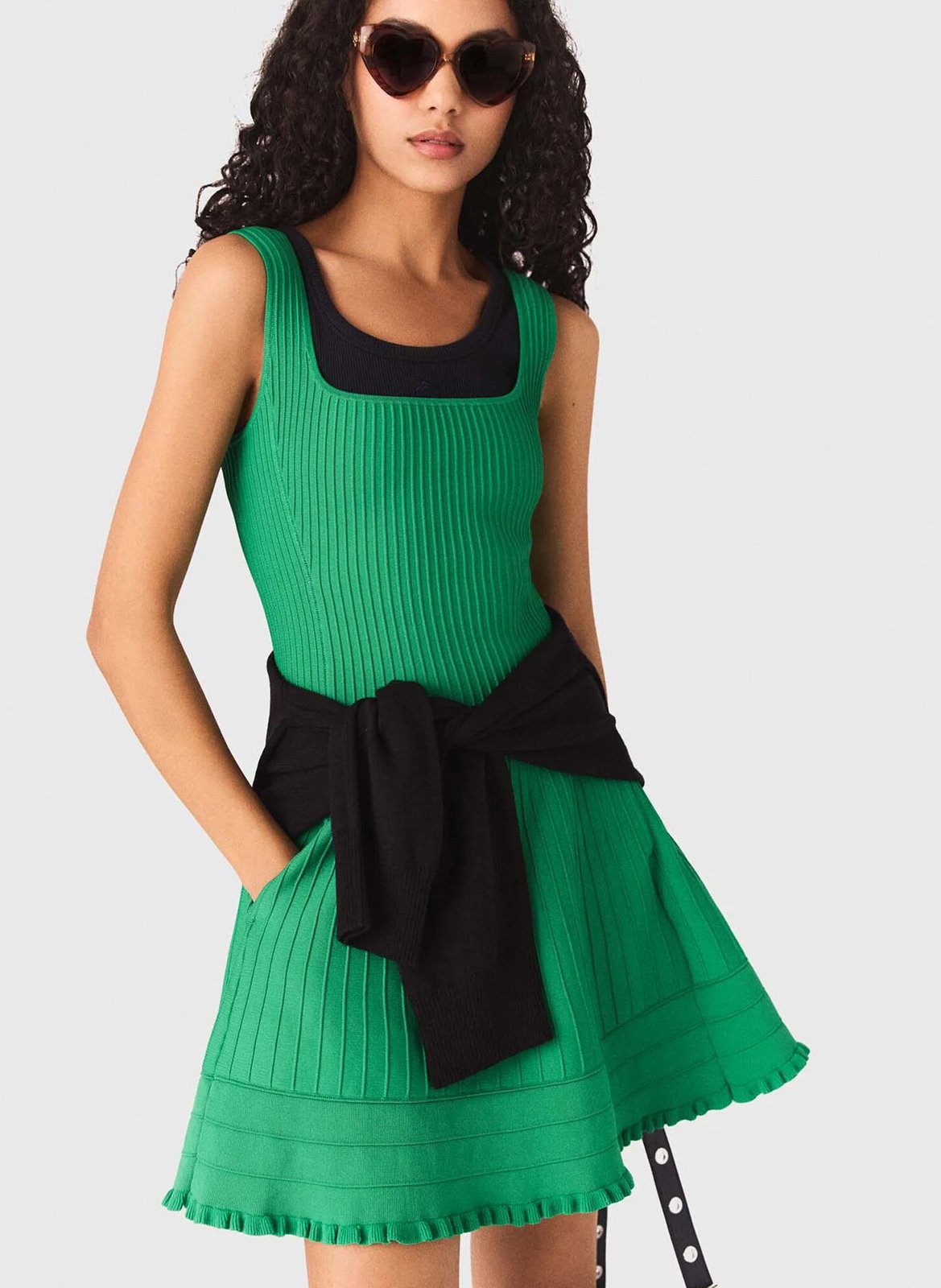 Robe courte cintrée à bretelles MAJE Vert