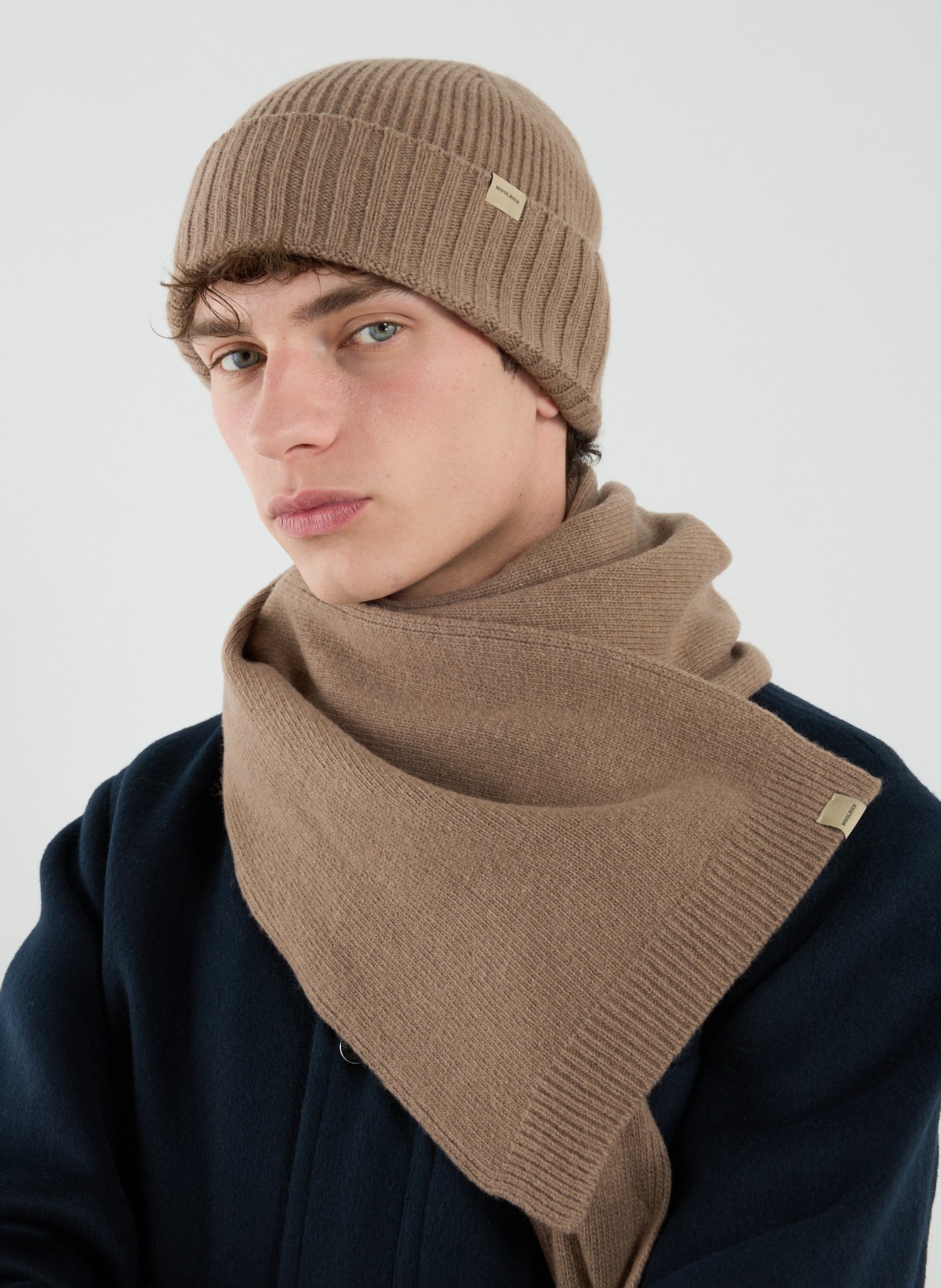 Set of hat and scarf WOOLRICH Brown