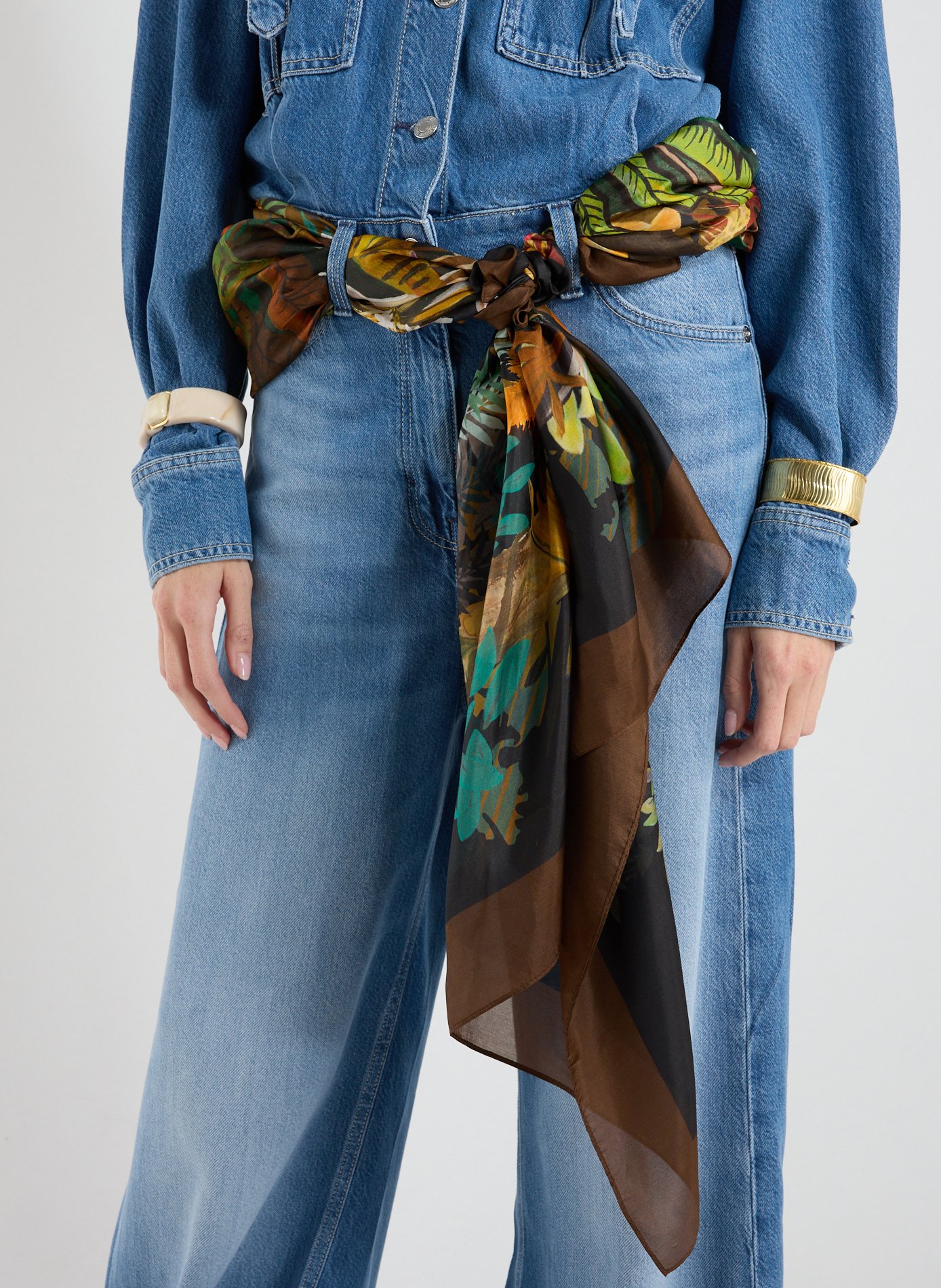 Foulard imprimé floral en soie WILD Kaki